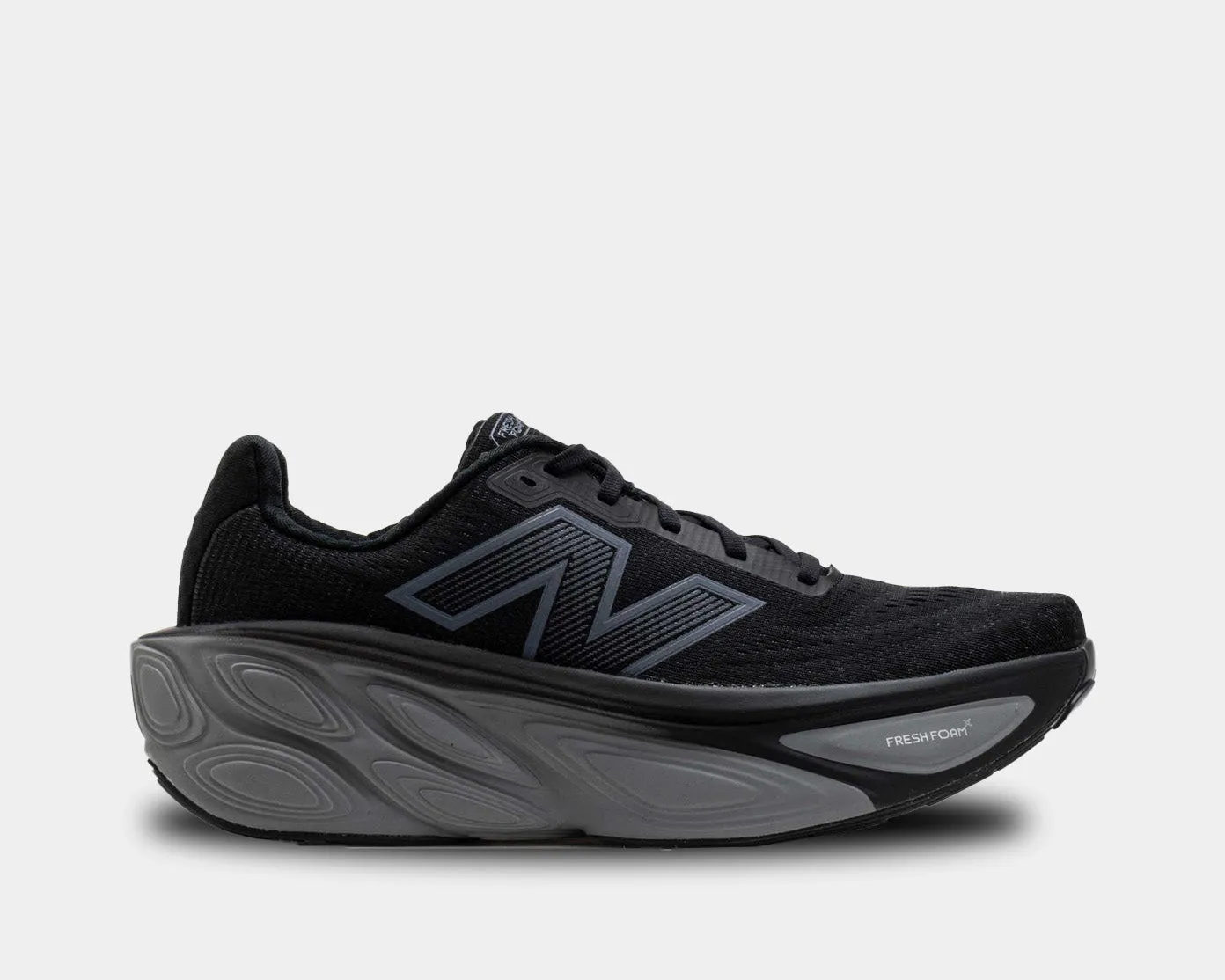 Fresh Foam X More v5 Comfortable Midfoot soccer player shoes