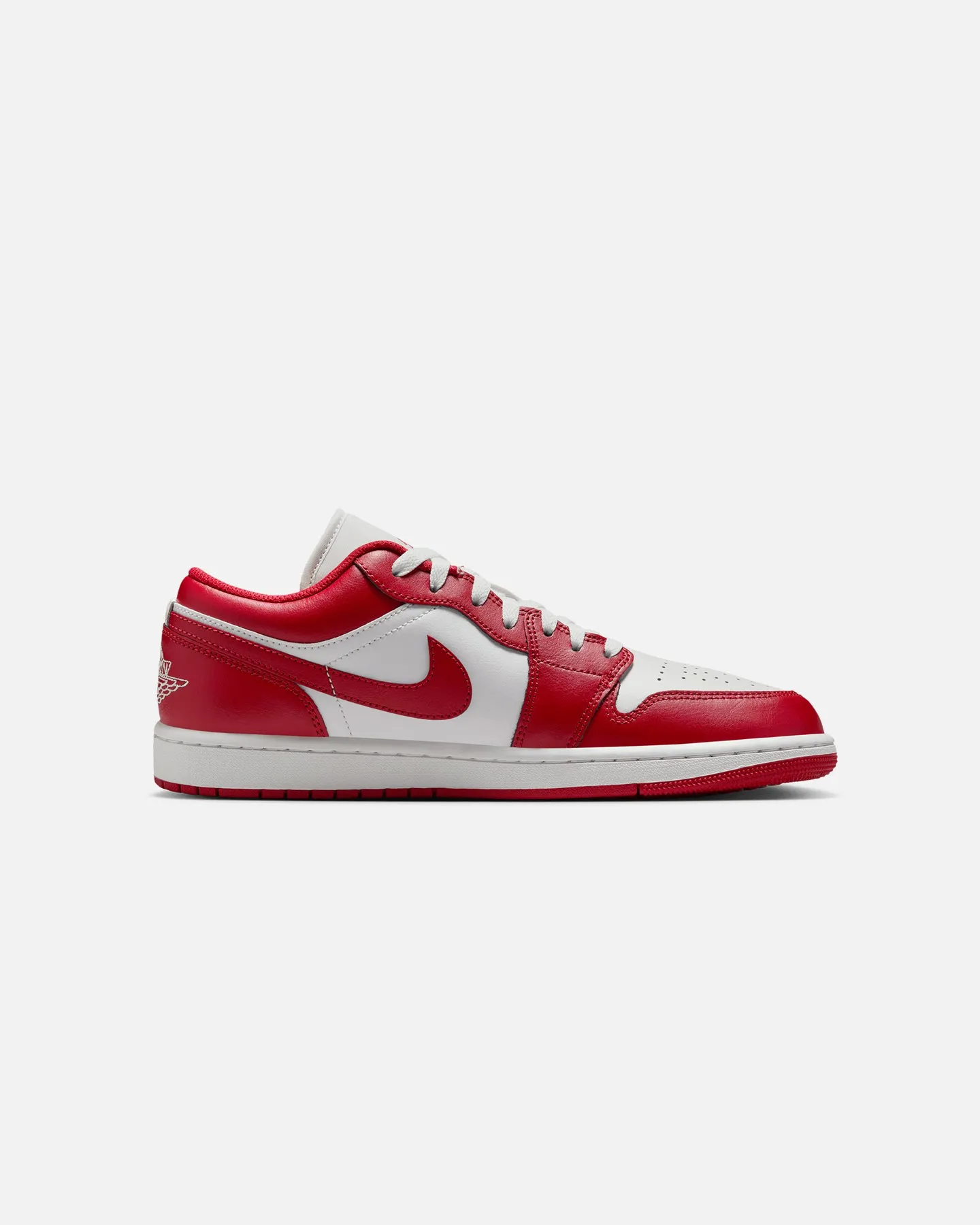 Jordan Air Jordan 1 Low Summit White/Red Step Ease Modern Wear