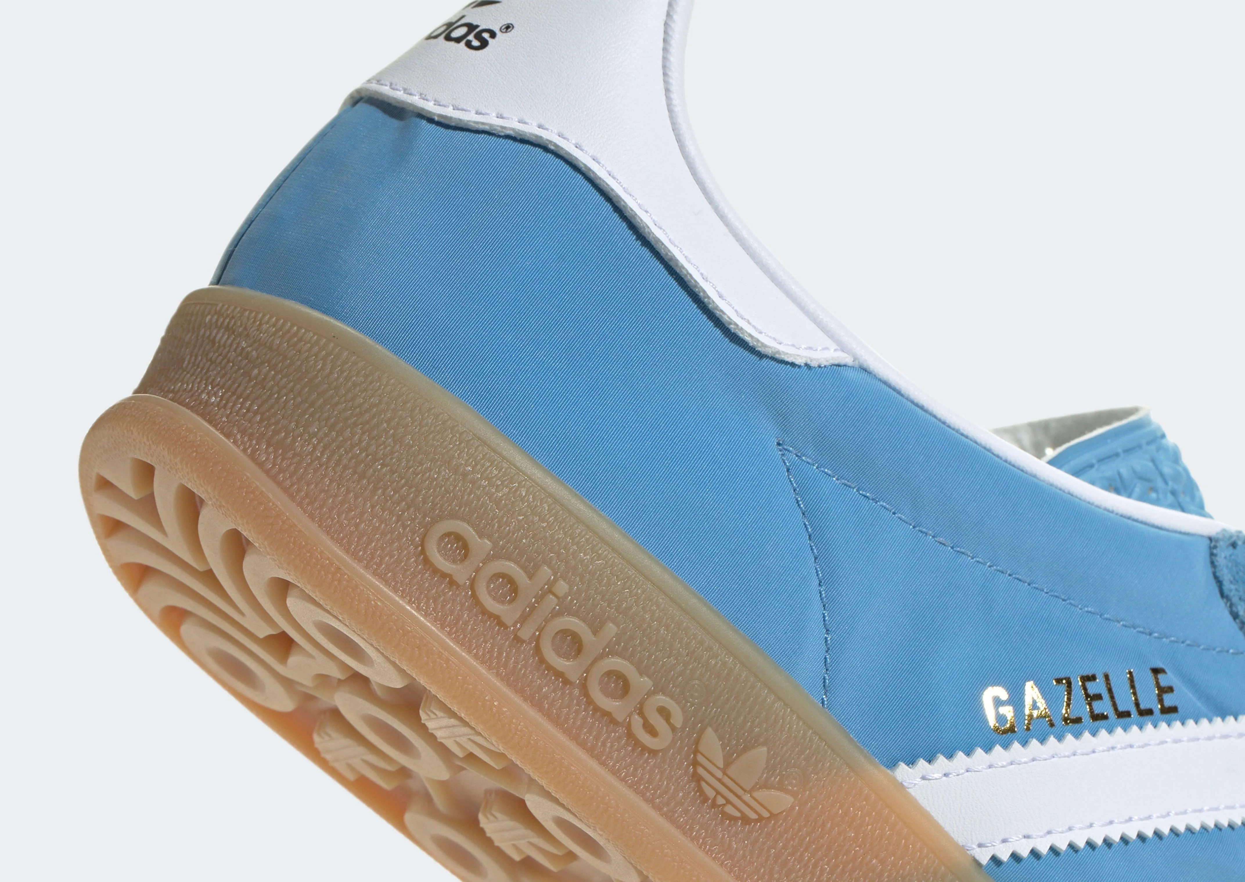 Evening Ready Airport Run Gazelle Indoor