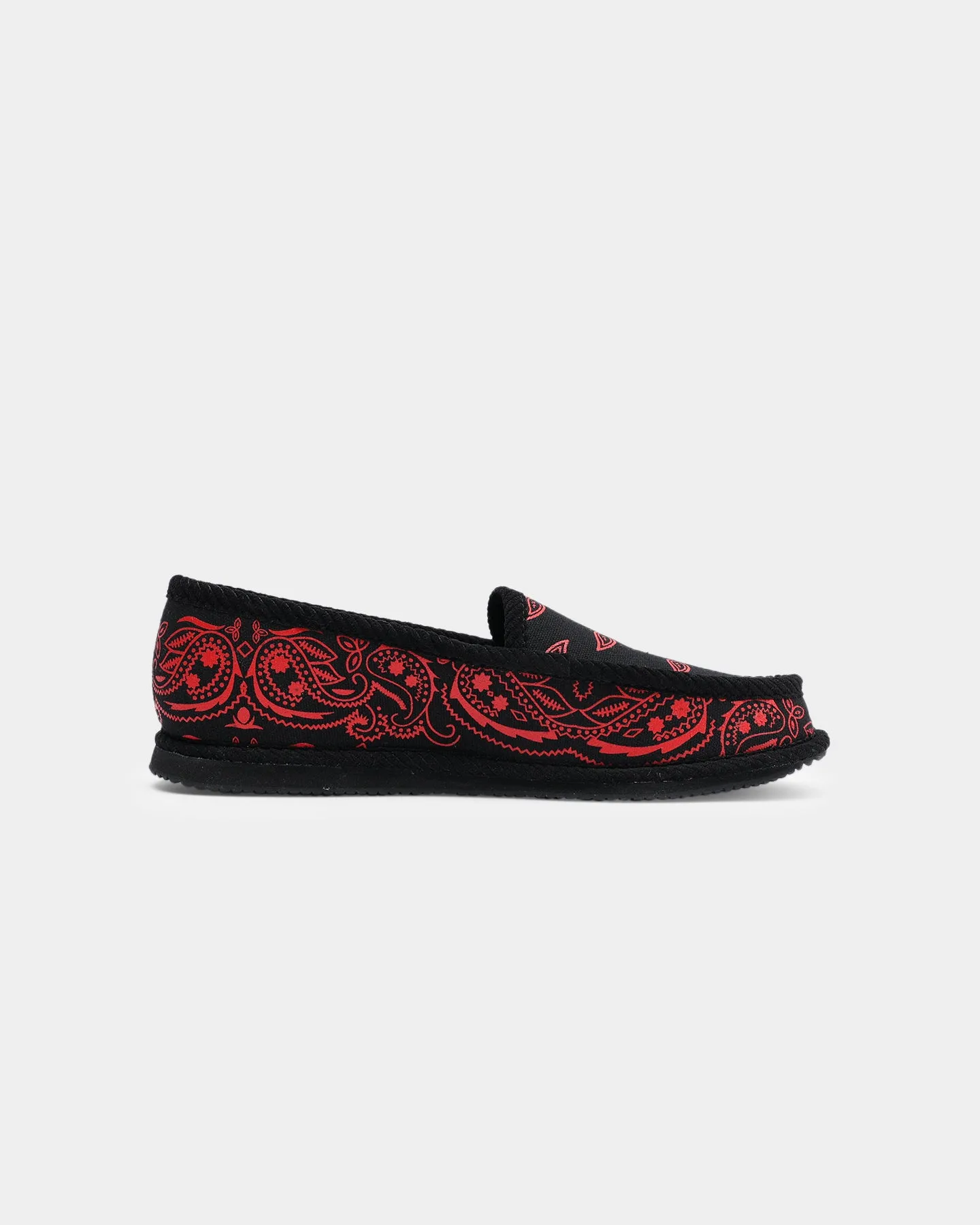 Goat Crew Bandana Slipper Black/Red Flexible Fit Busy Professionals