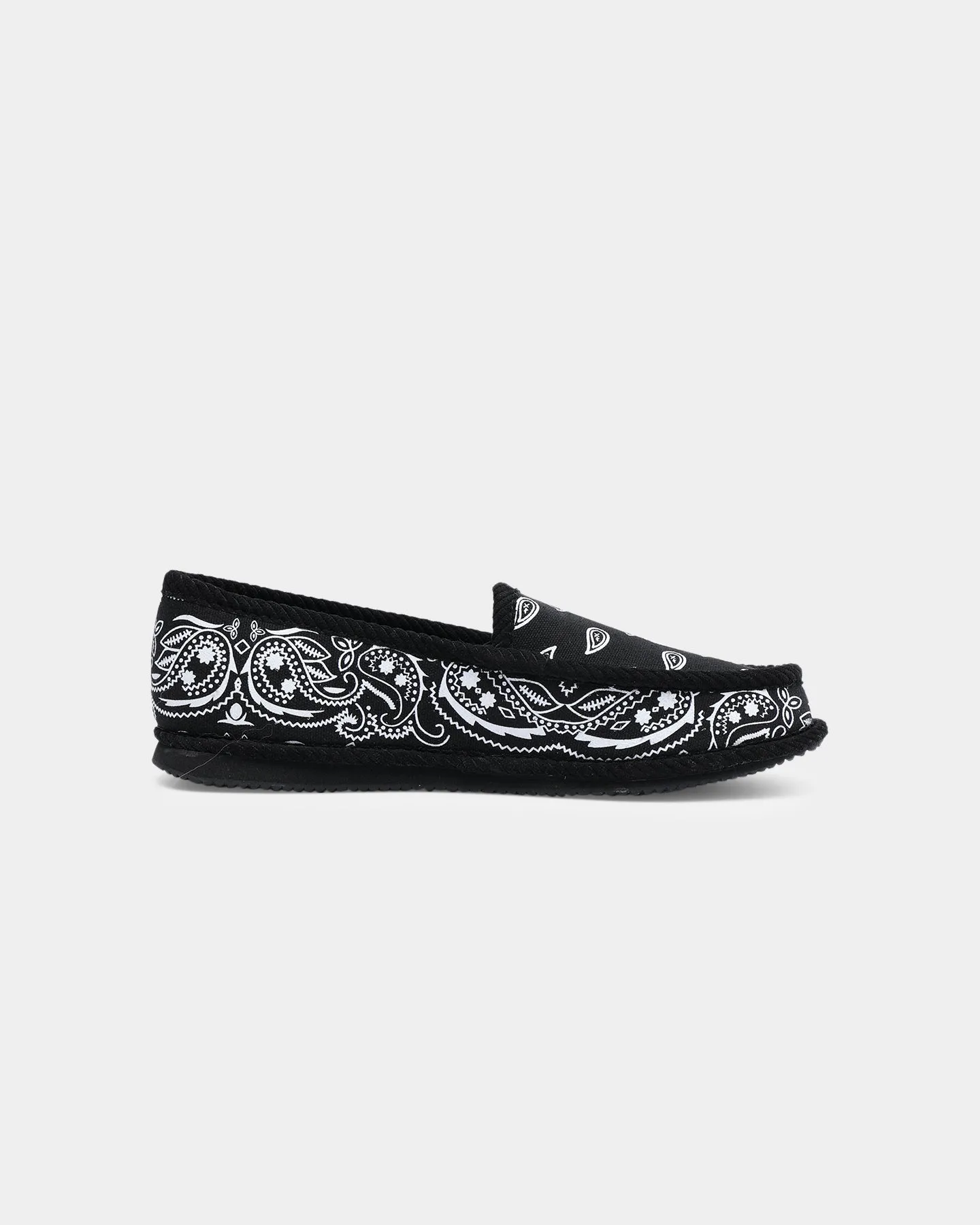 Shock Guard Goat Crew Bandana Slipper Black/White