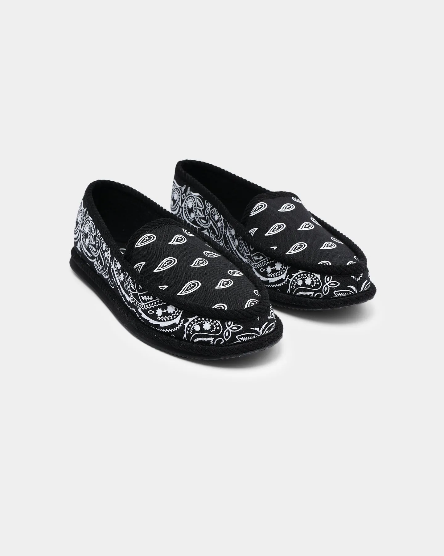 Flexible Fit Busy Professionals Goat Crew Bandana Slipper Black/White