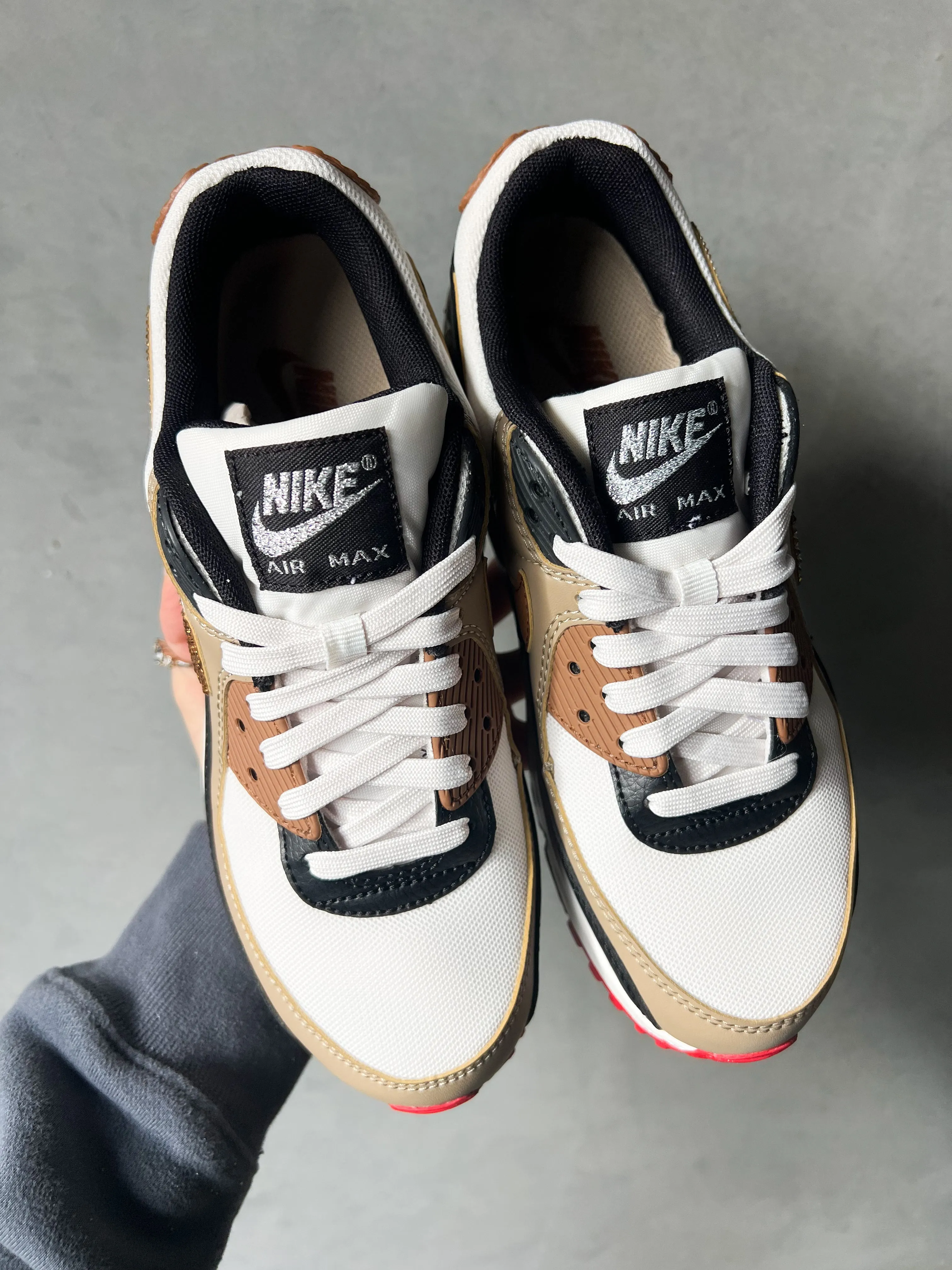 Gold Edition Swarovski Womens Nike Air Max 90 Pointed Toe Design SmoothSurface