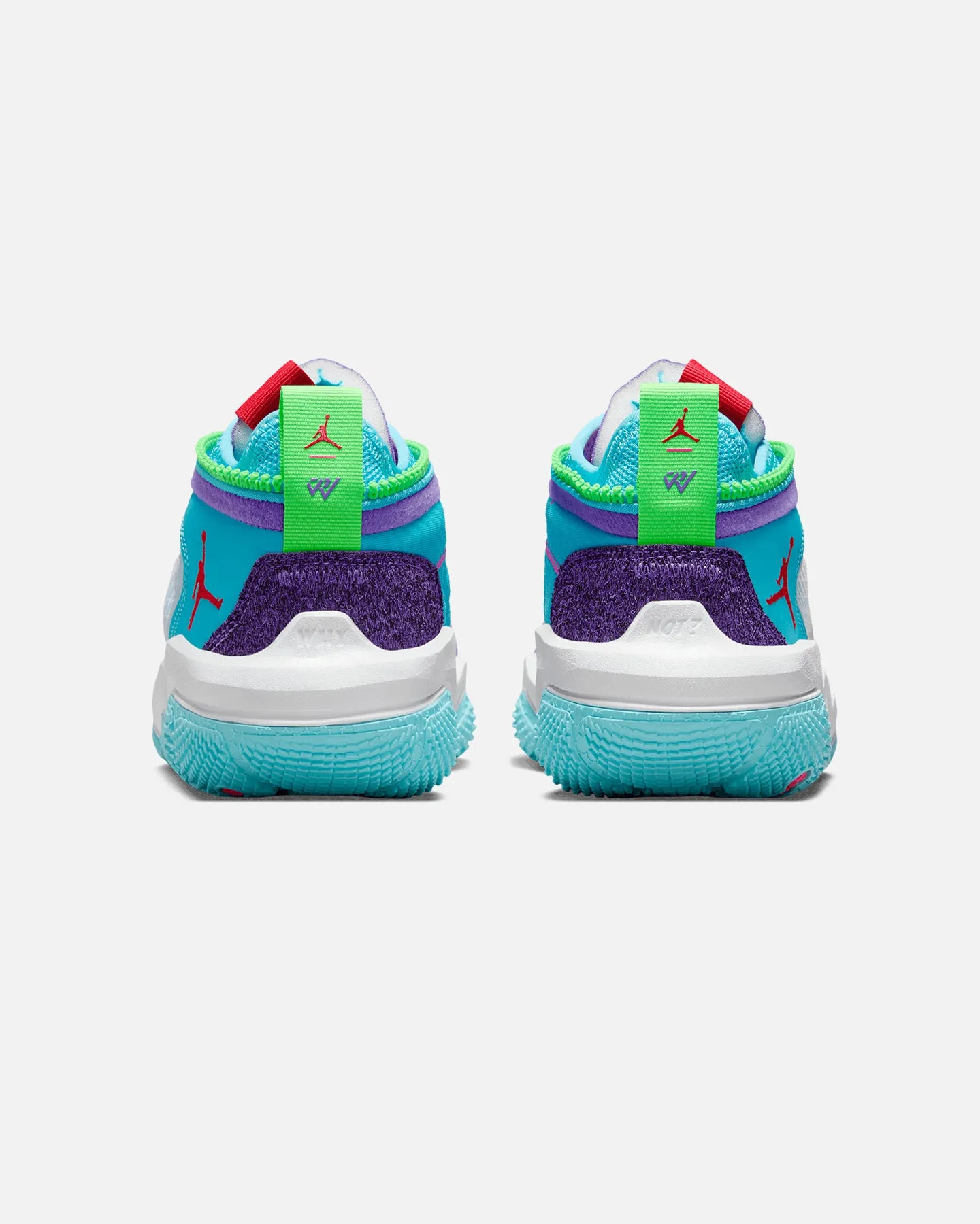 Jordan Russell Westbrook Why Not .6 White/Siren Red Ultra Light Airport Travel