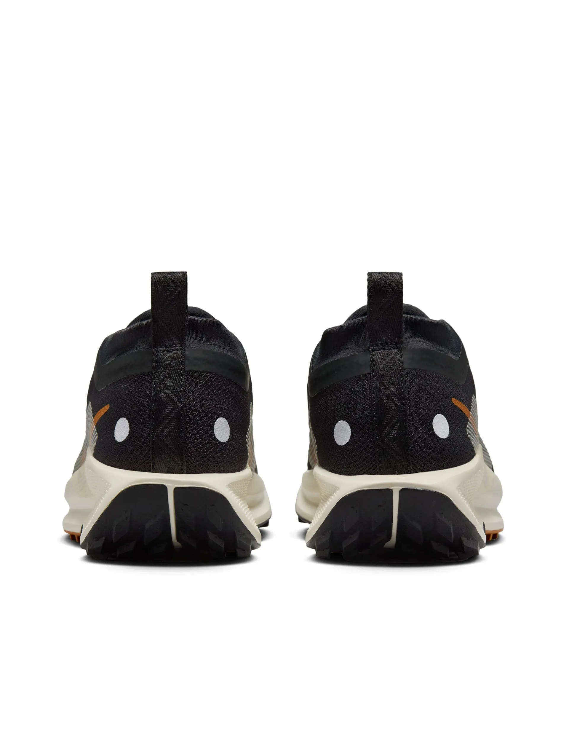 Pegasus Trail 5 Gore-Tex Shoes - Off Noir/Pale Ivory/Black/Monarch Work Shoes