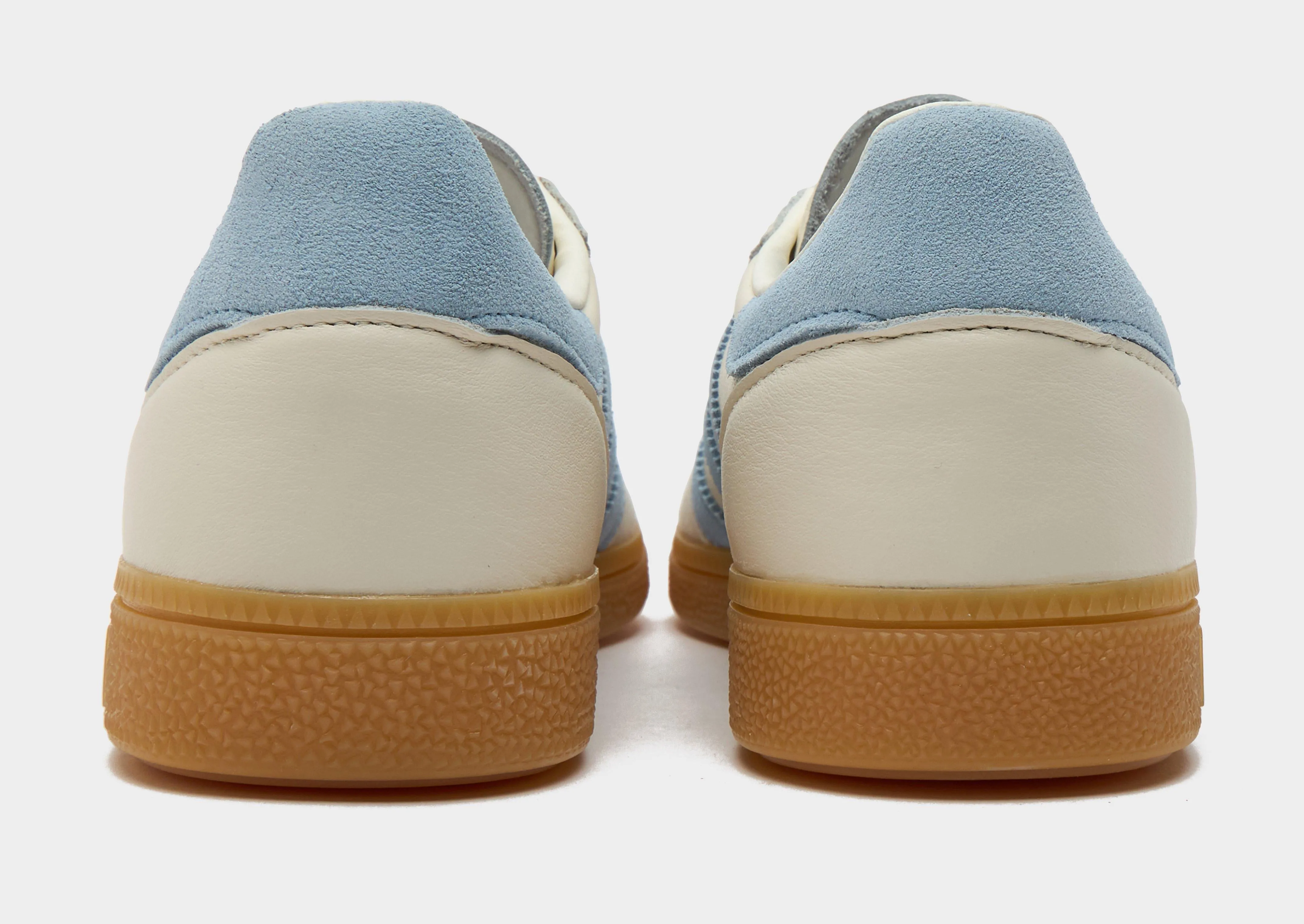 Light   weight   design synthetic material Handball Spezial