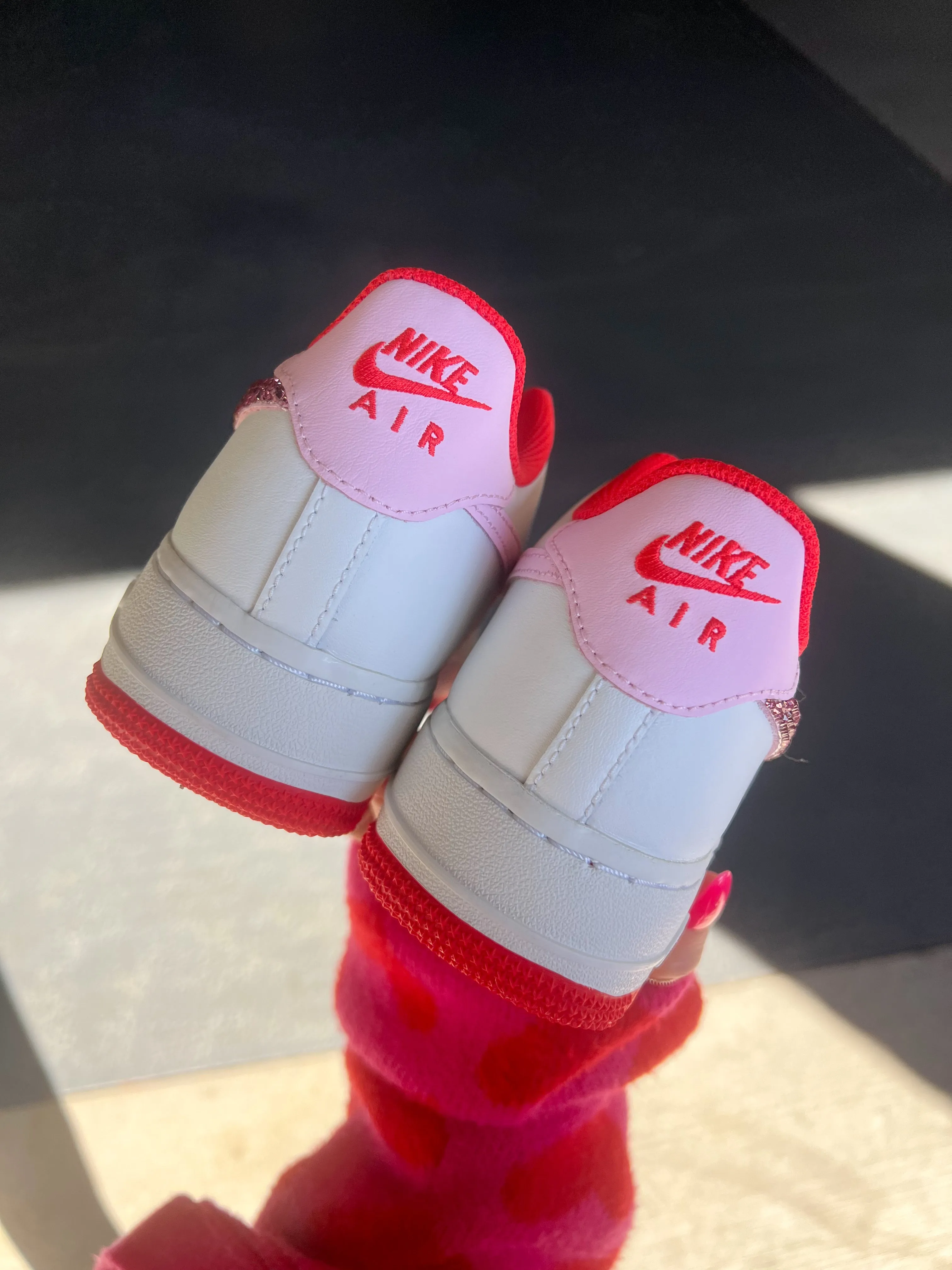 Bridge Trek Hearts Edition Swarovski Women??s Air Force 1 Low Shoes