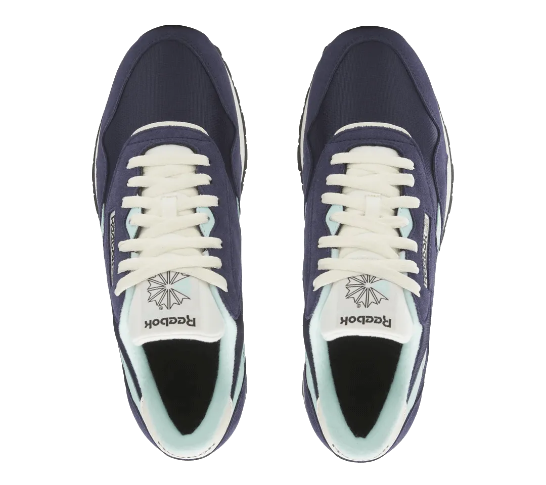 Reebok Classic Nylon Ventilation holes