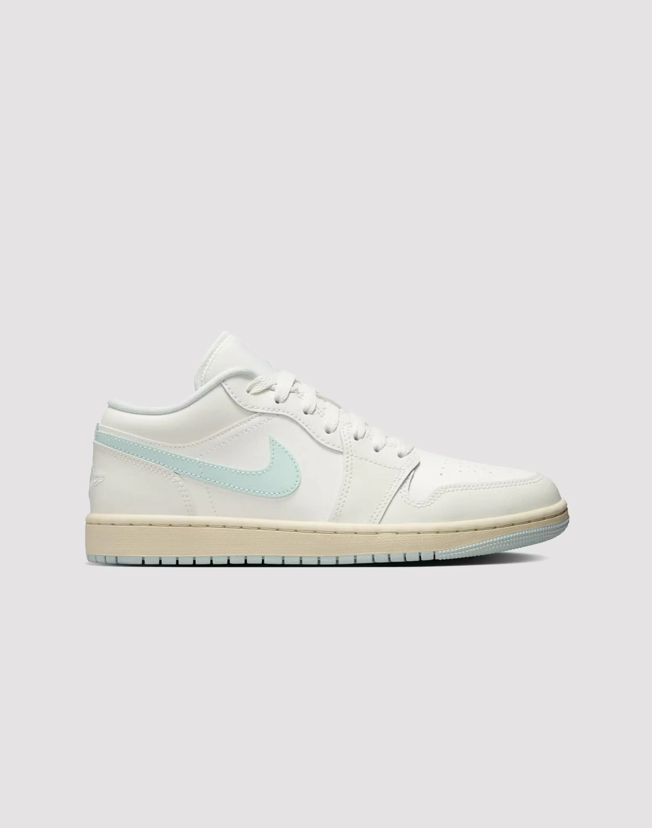 Jordan Air Jordan 1 Low Sneaker Storage