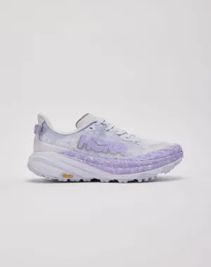 HOKA Speedgoat 6 adapt to different weather conditions