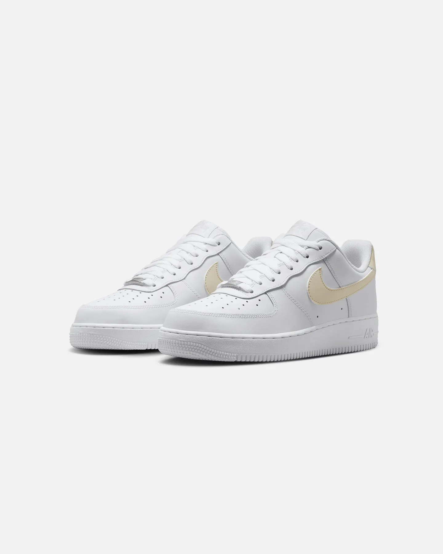 Nike Air Force 1 '07 Essentials White/Khaki Stretch Fabric Weekend Trip Comfort Enhancement