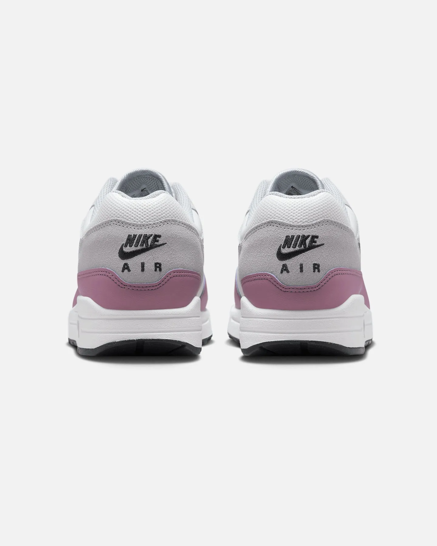 Seamless Inner Construction Wireless Lacing Tech Nike Air Max 1 Essential Summit White/Dk Smoke Grey-Wolf Grey