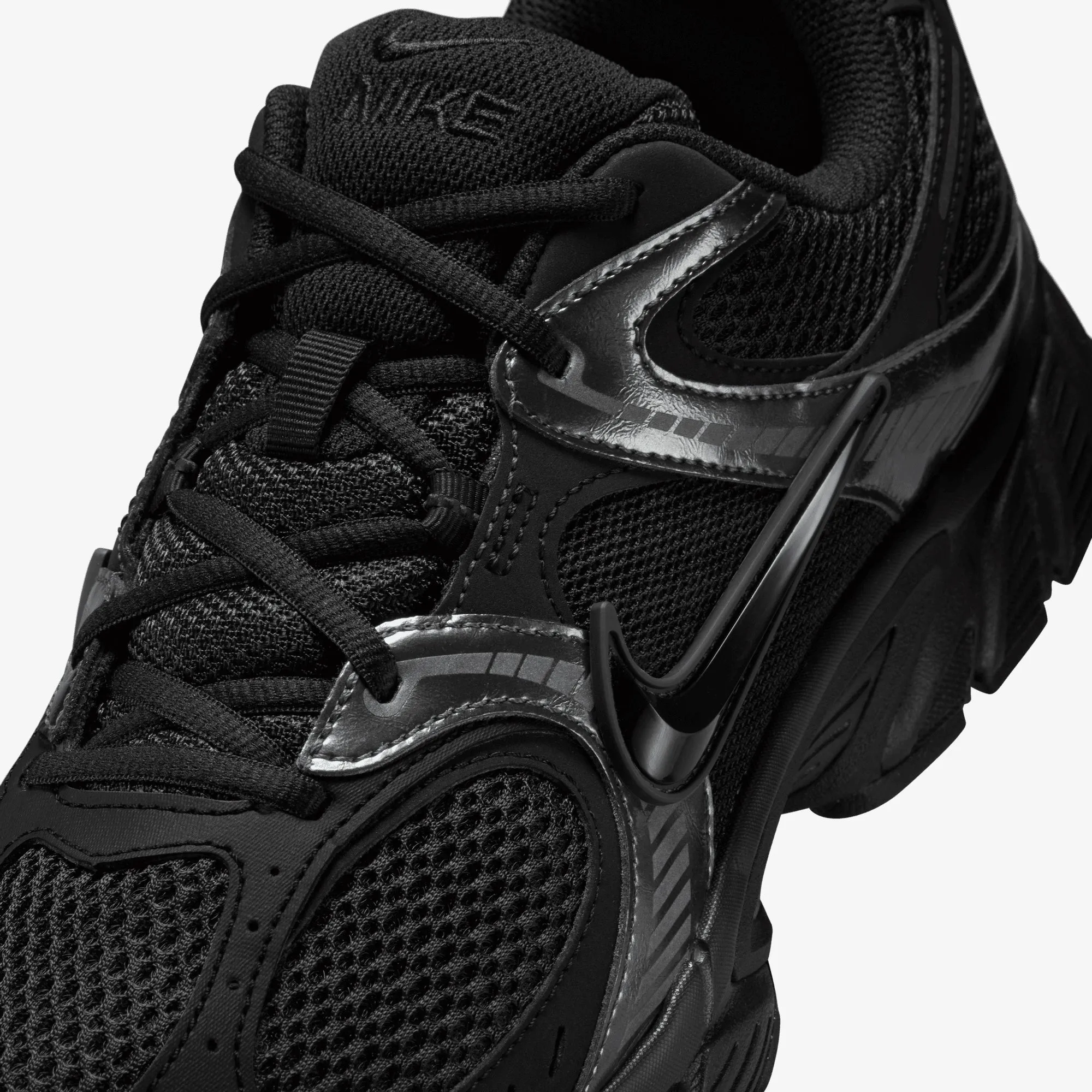 Smooth Step Nike | V5 RNR { BLACK/BLACK-ANTHRACITE