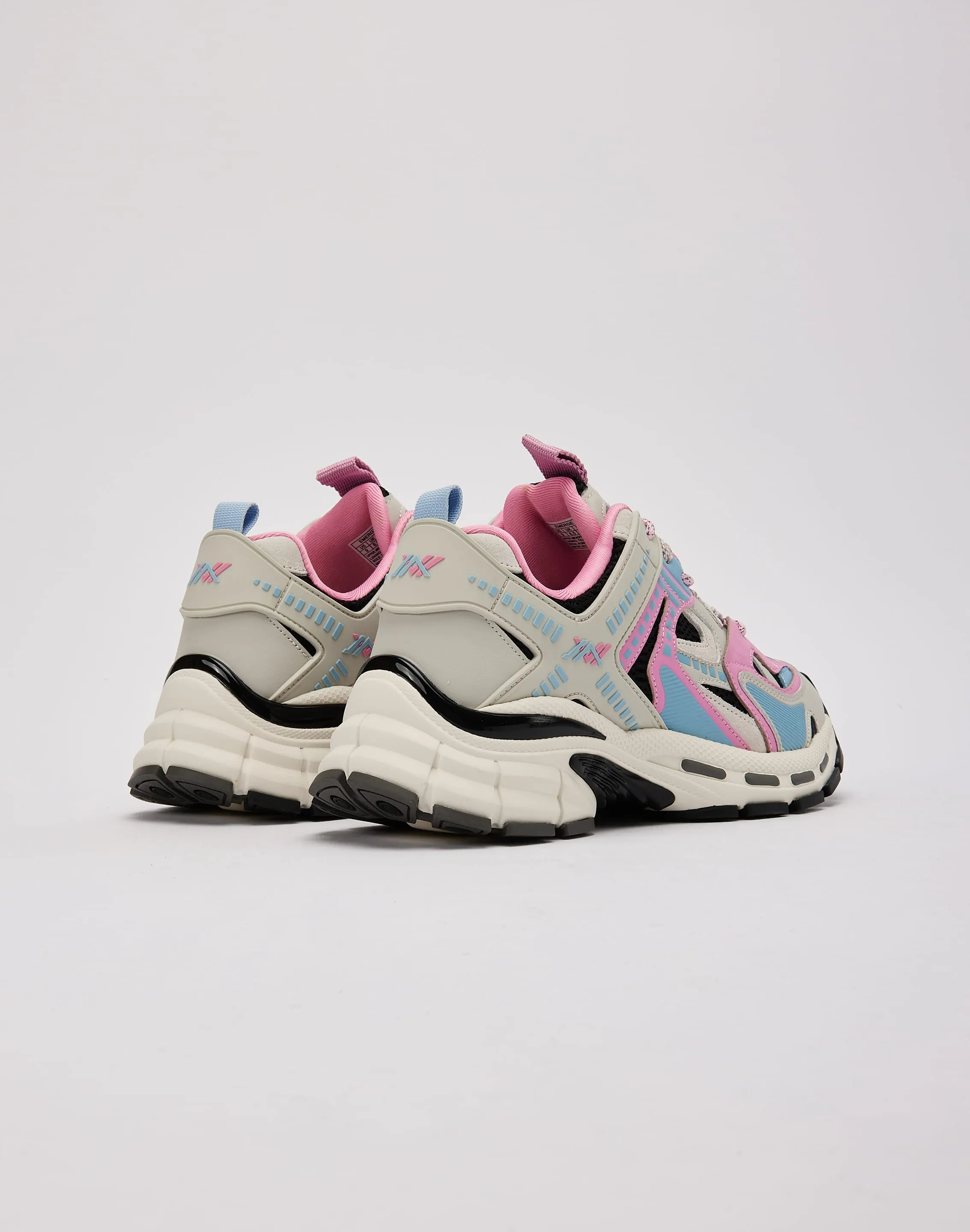 Easy Glide running alone Javi Emerge