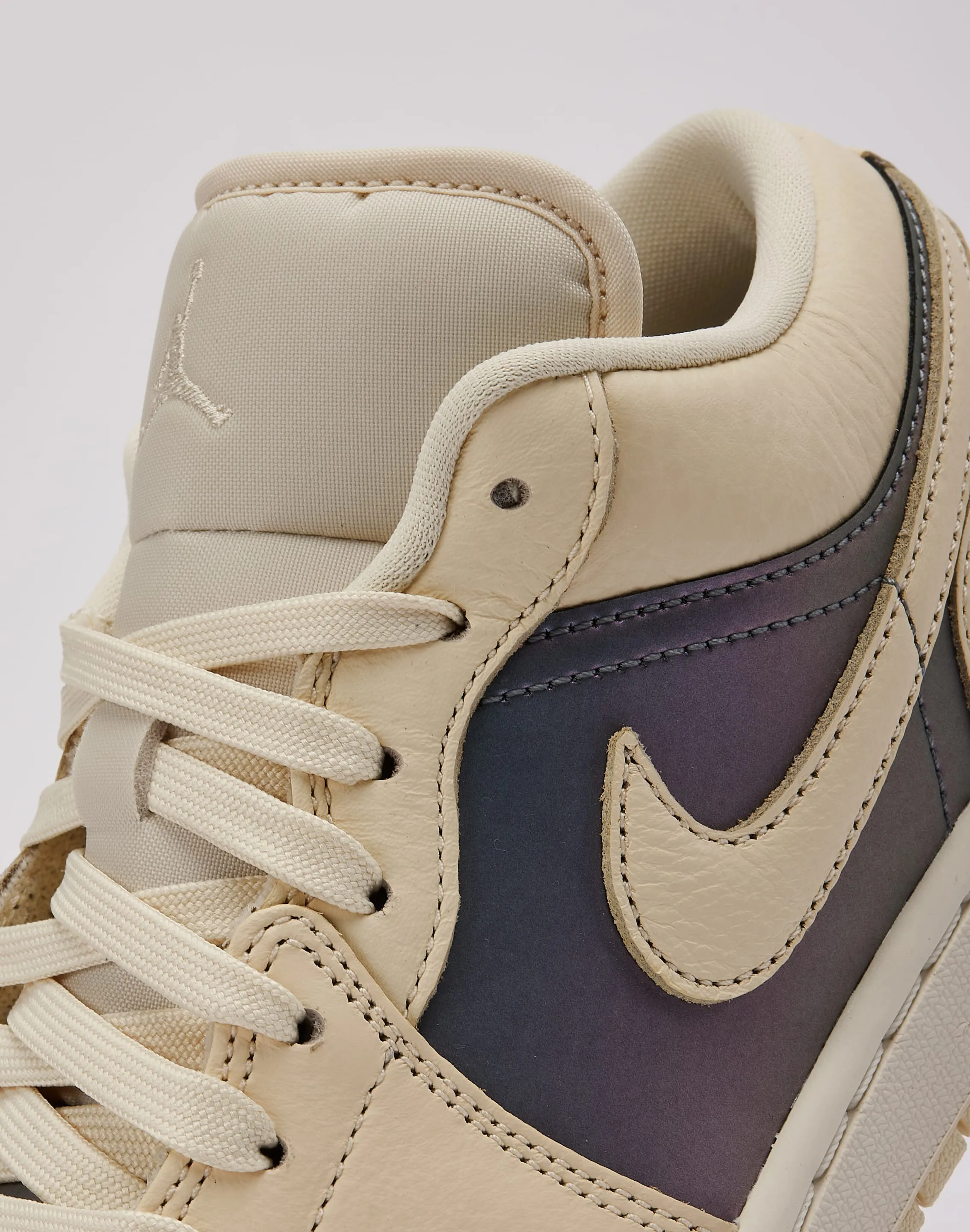 Jordan Air Jordan 1 Low SE Durable Gear