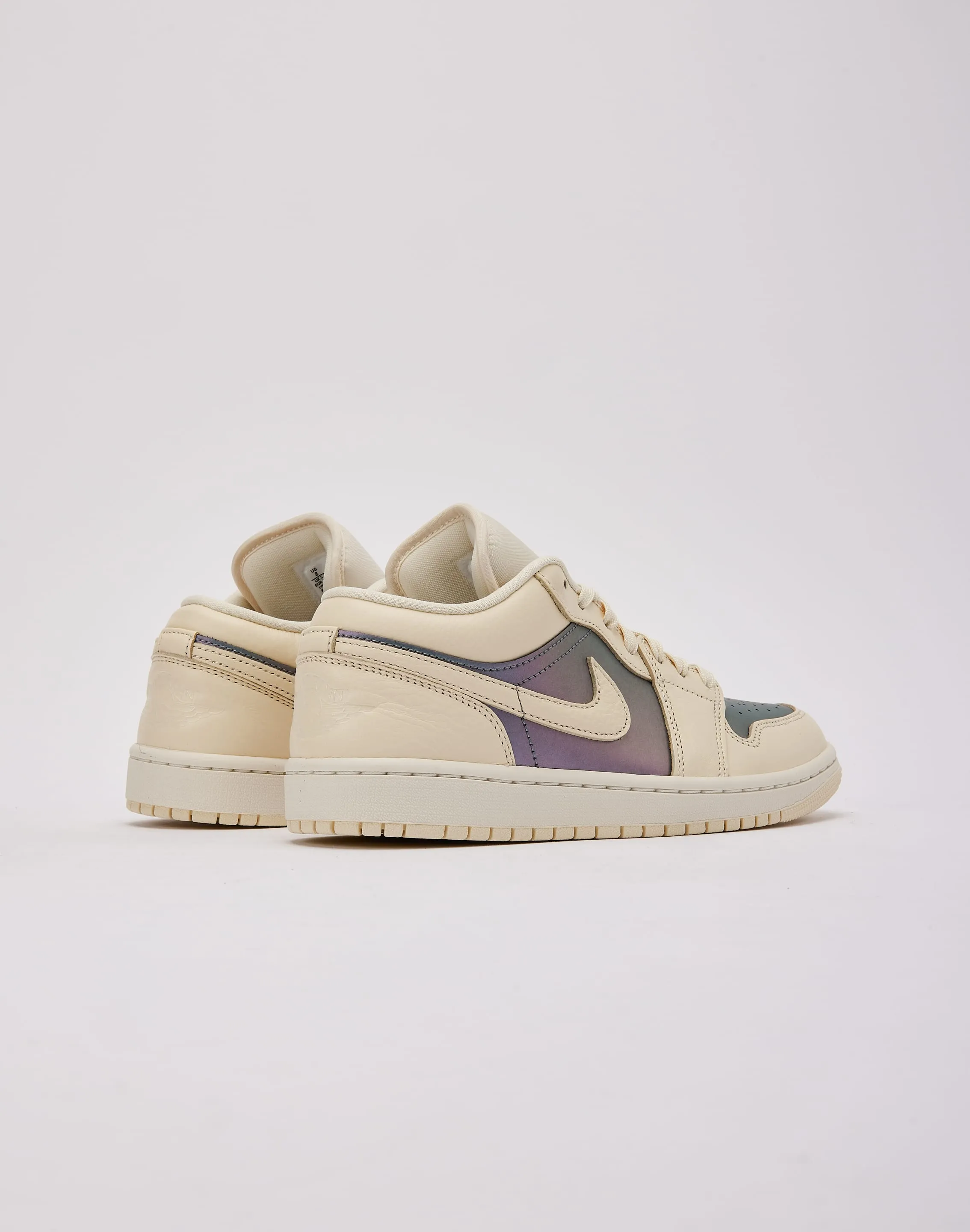 Jordan Air Jordan 1 Low SE Torsion Control Shank Balanced Weight Distribution