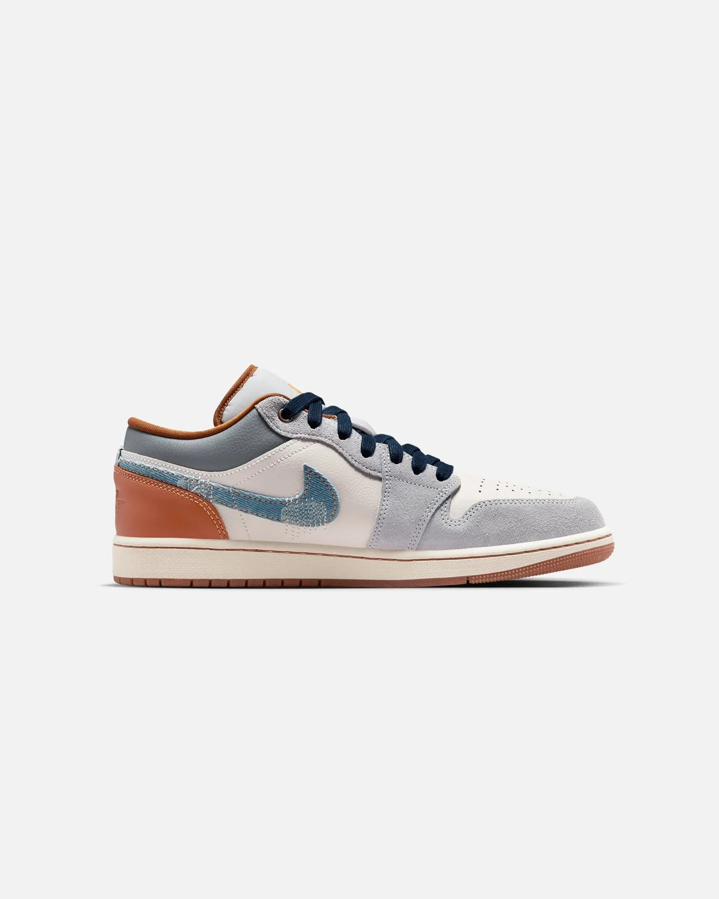 Jordan Air Jordan 1 Low SE "Denim" Blue Comfort toe