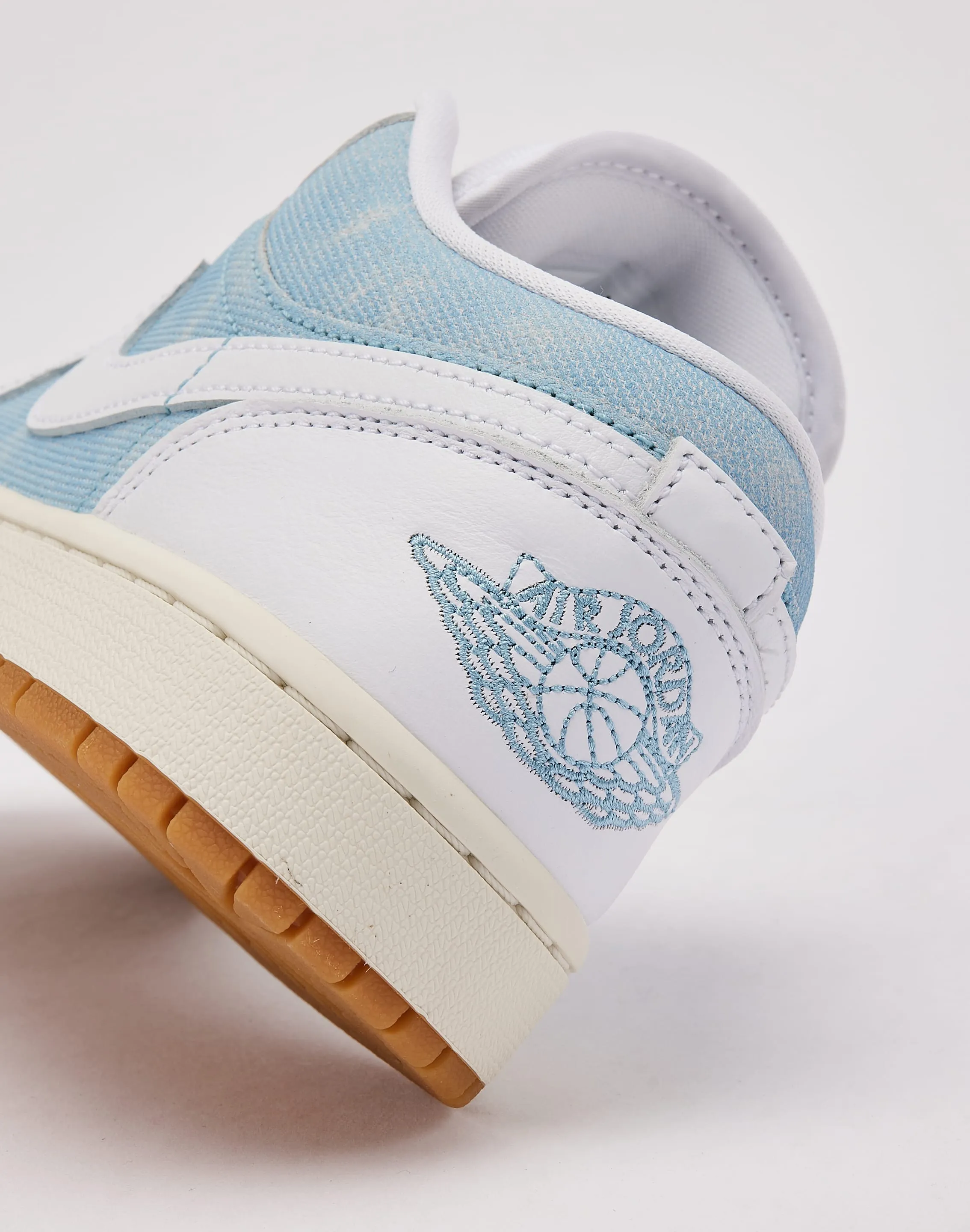 Jordan Air Jordan 1 Low SE Cushioning Pods Supportive structure