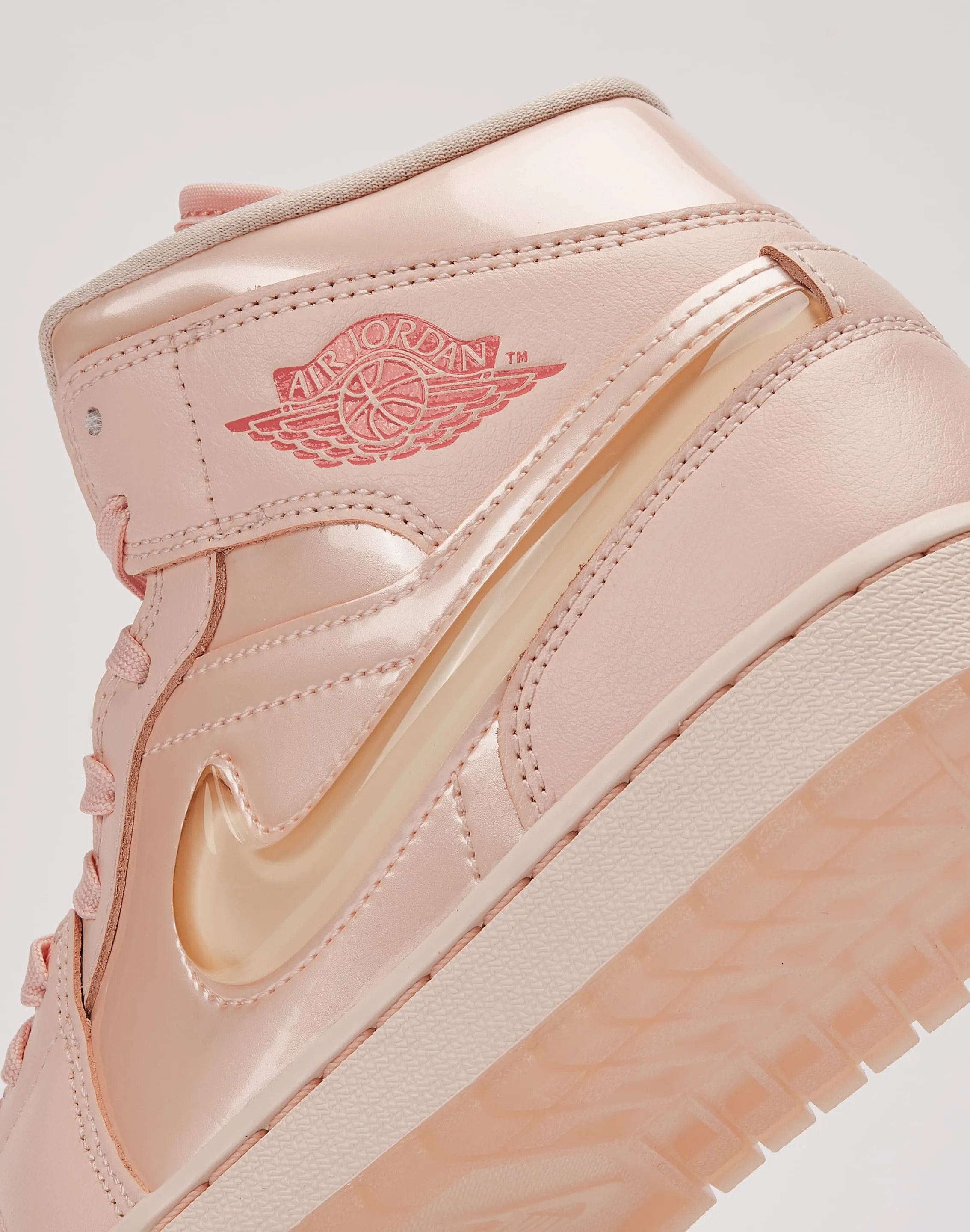 Jordan Air Jordan 1 Mid SE Jump Training Use