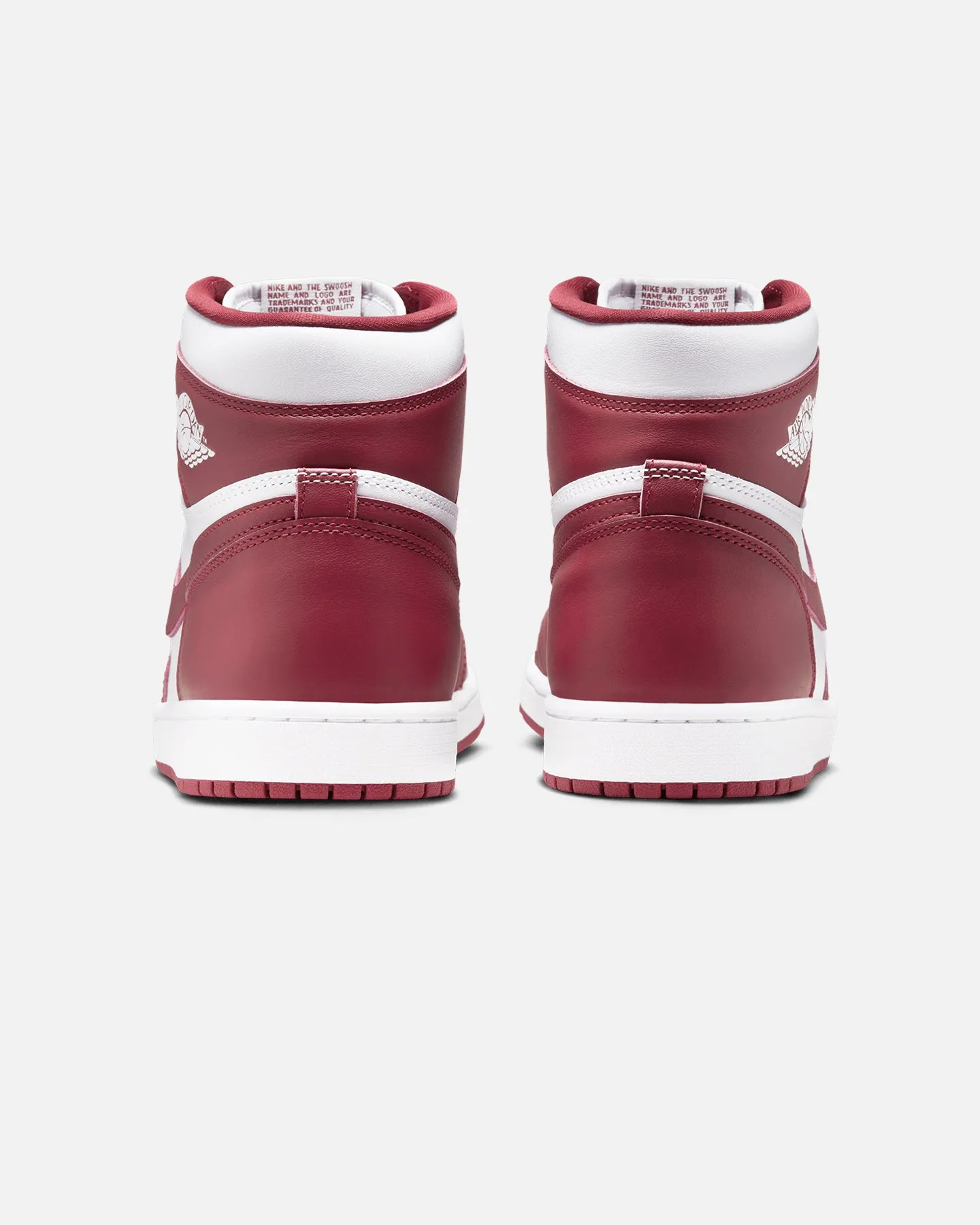 Breathable Beach Walk Trail Ease Jordan Air Jordan 1 Retro High OG White/Team Red