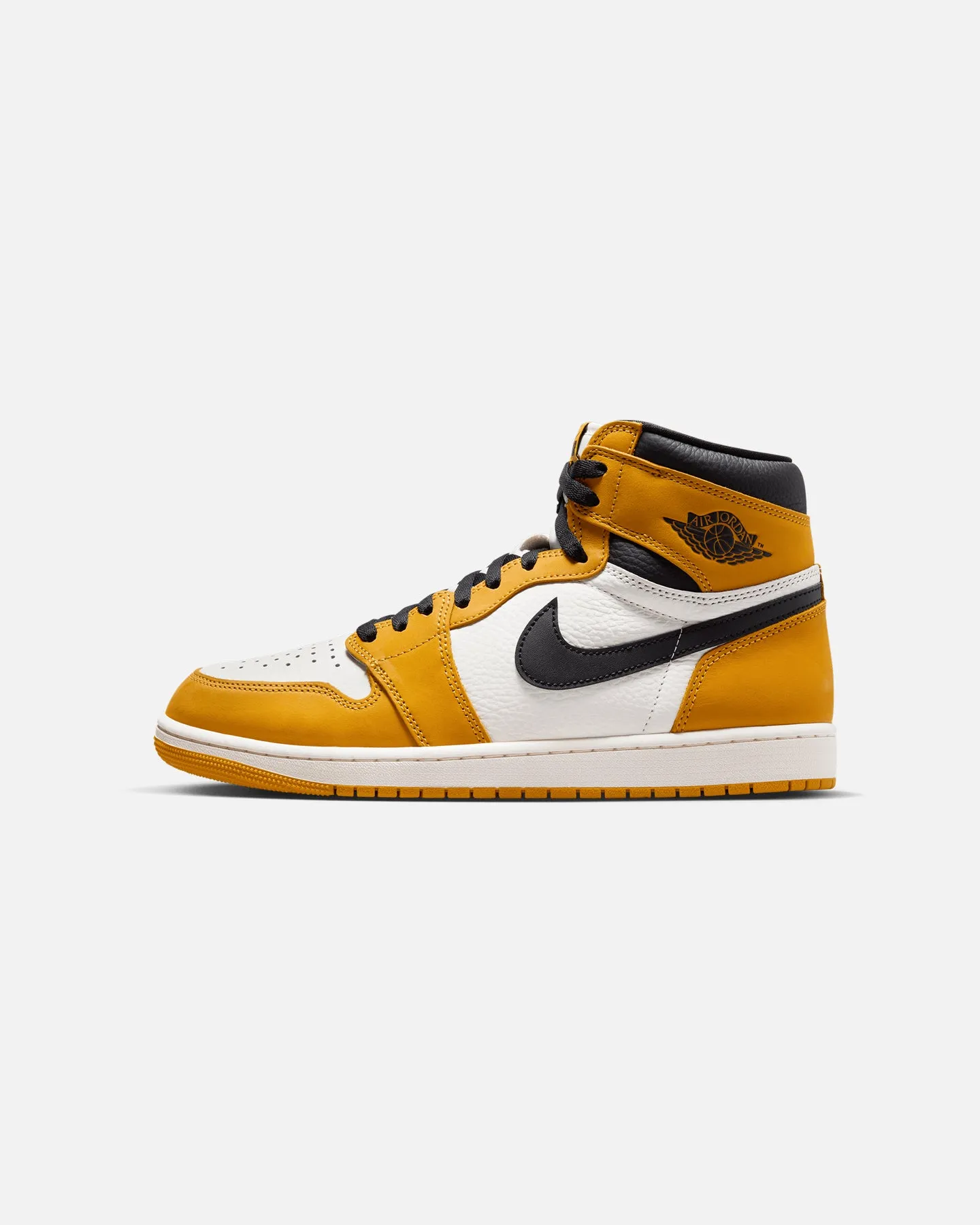 Mountain Strong Jordan Air Jordan 1 Retro High OG Yellow Ochre