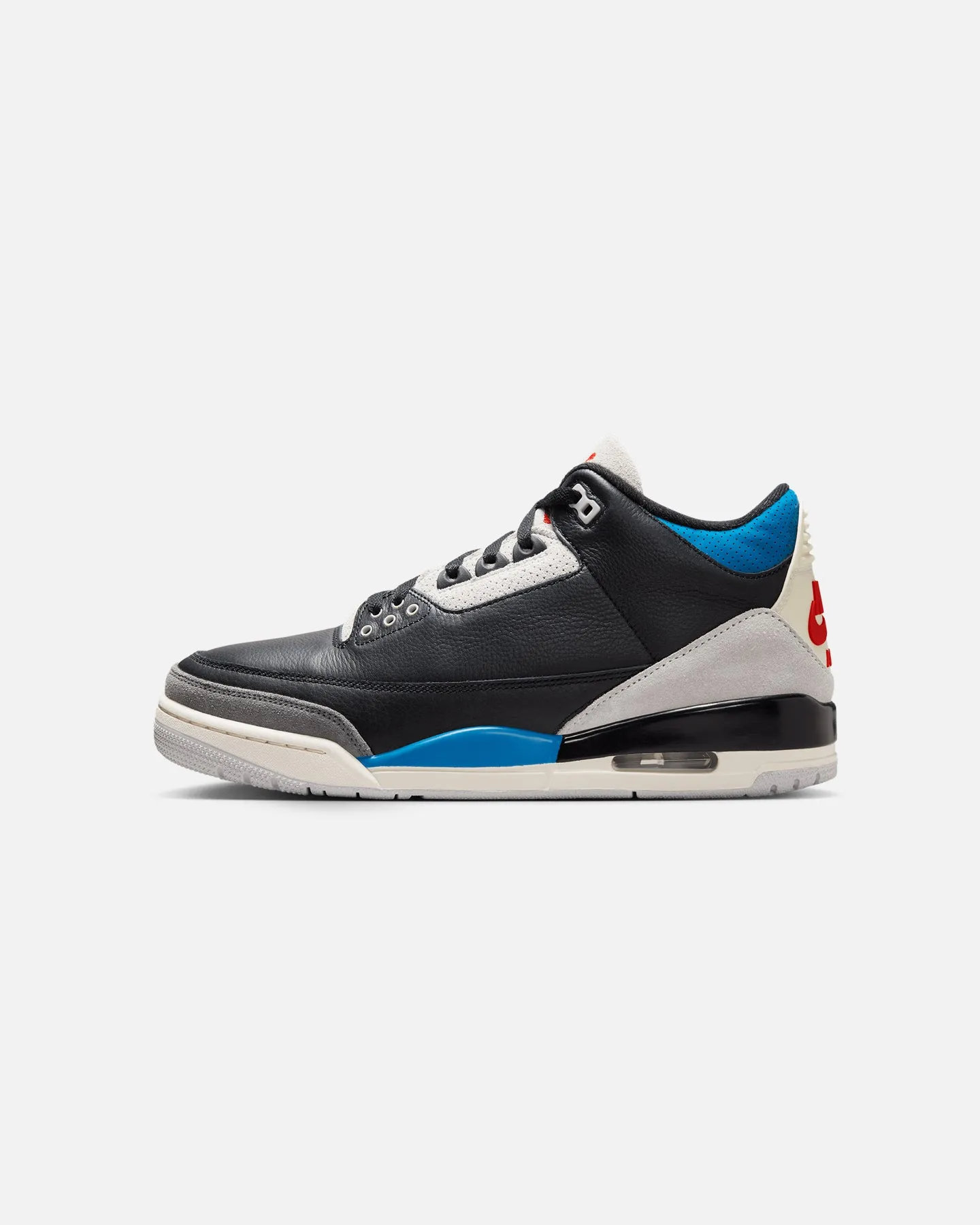 Comfort Run Silent Walk Jordan Air Jordan 3 Retro "Rare Air" Black/Chile Red-Neutral Grey