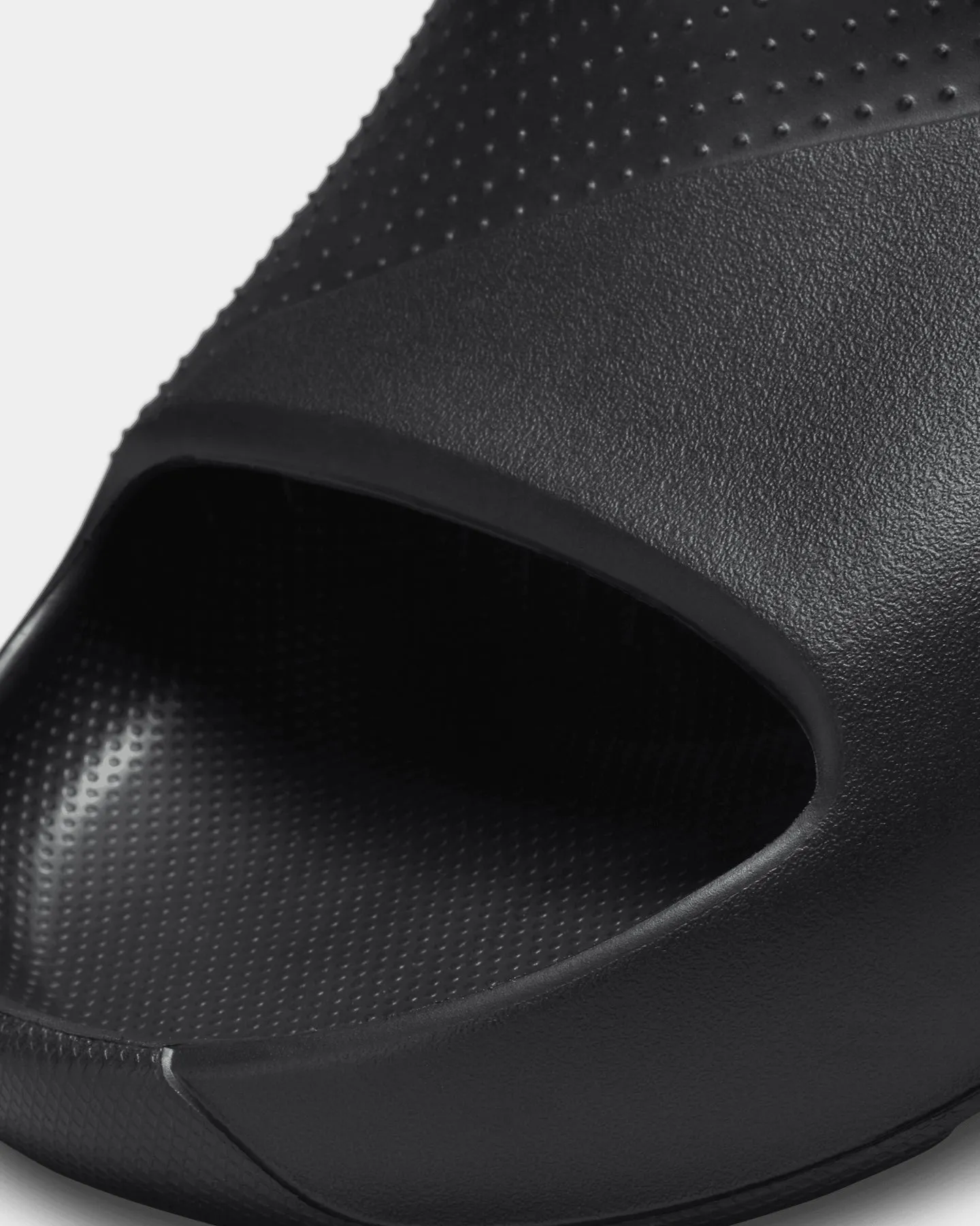 Jordan Post Slide Black/Black Breathable City Adventure Comfort Platform