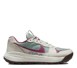 Vintage Love Spanish Bold Nike ACG Lowcate "Mica Green"