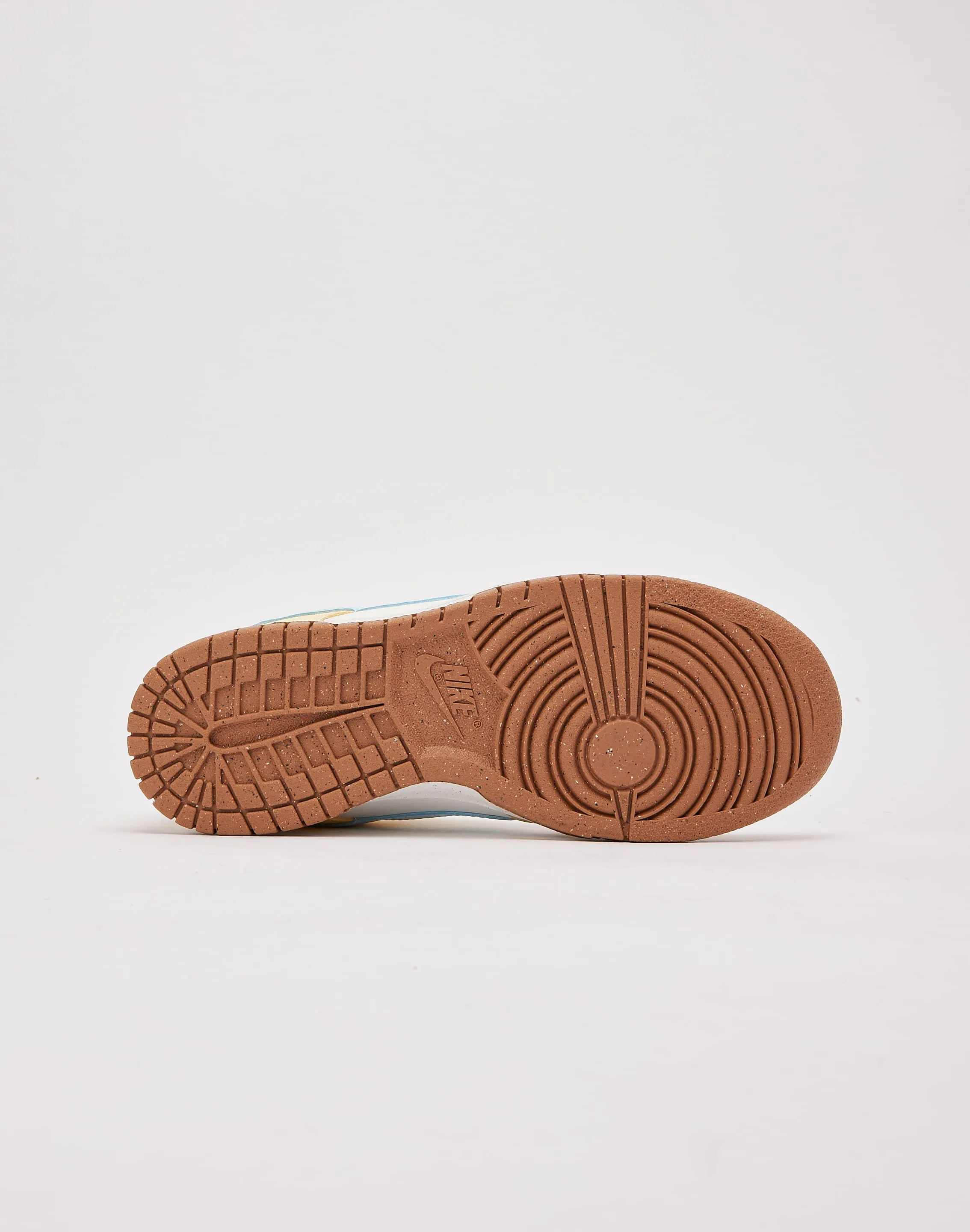 Nike Dunk Low Next Nature Hyperflex Outsole Grooves