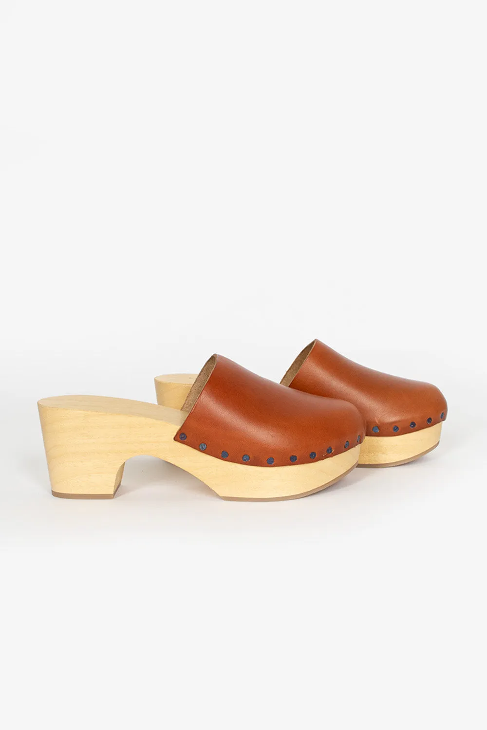 Leather Heeled Clog Skin Soft Daily Chill