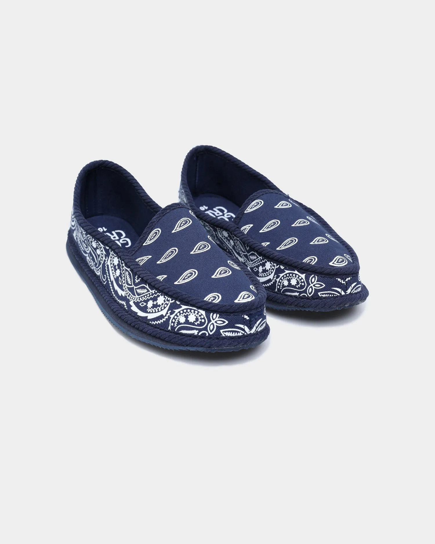 Knitted Warm Goat Crew Bandana Slipper Navy/White