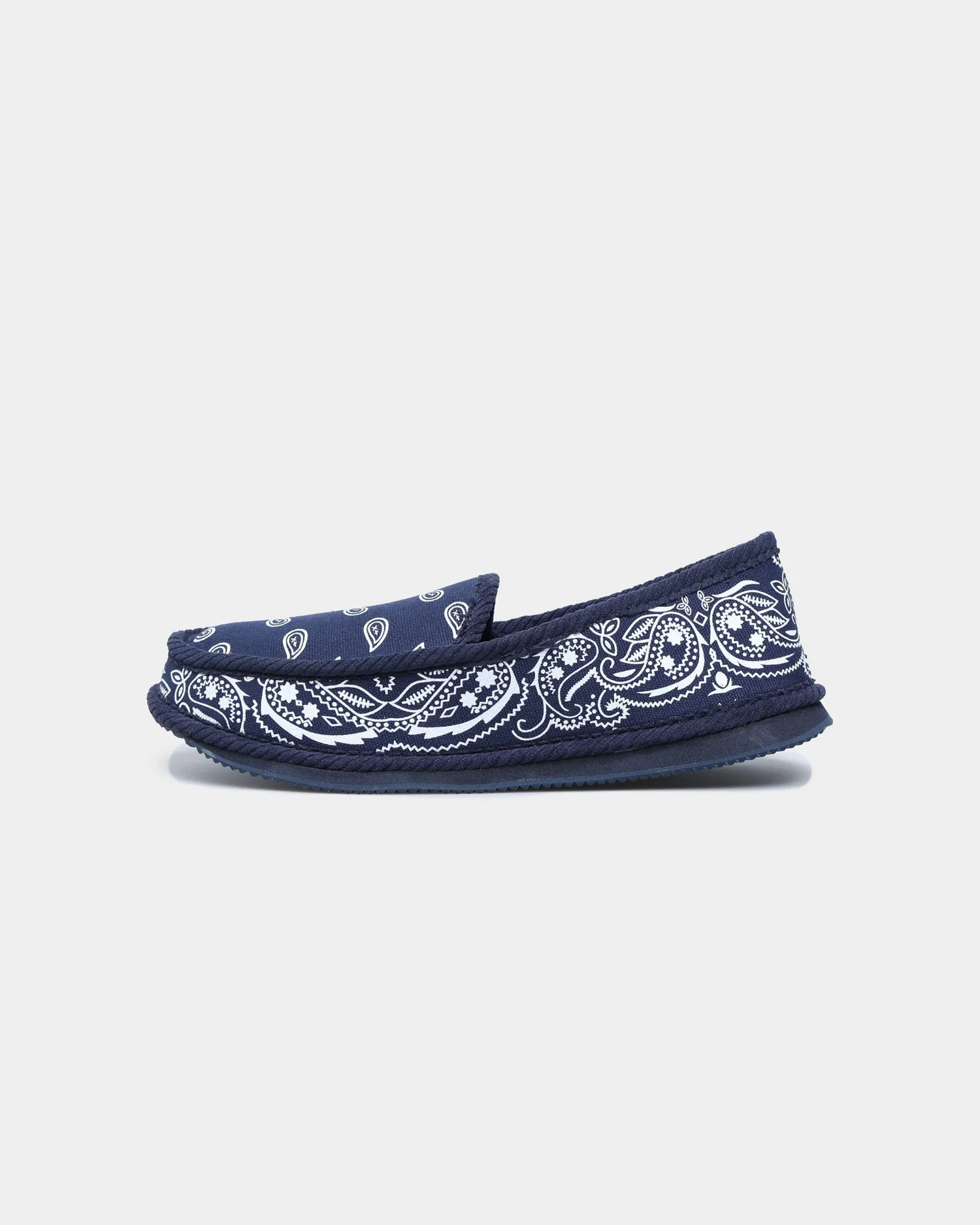 mesh construction Goat Crew Bandana Slipper Navy/White