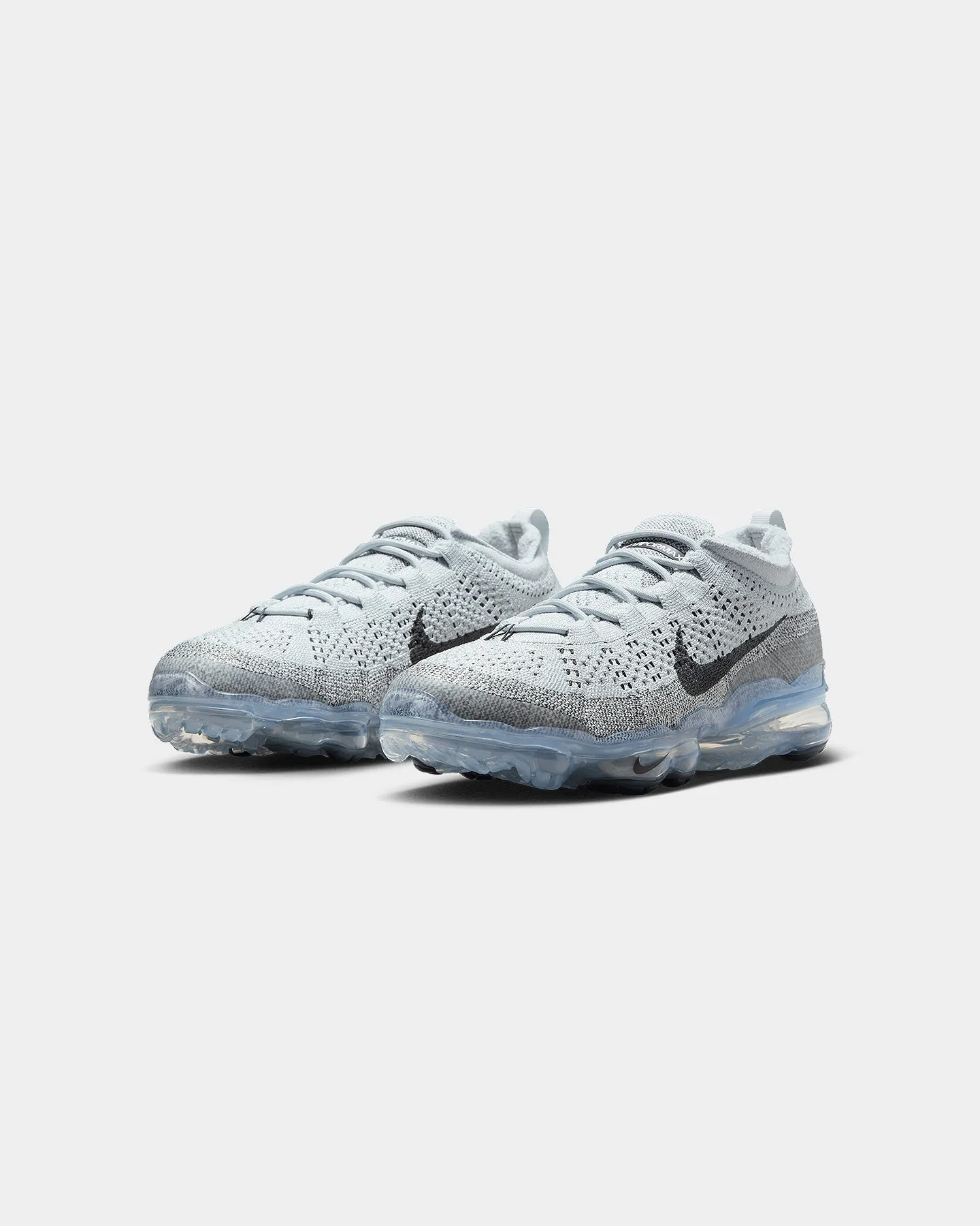 Run Free Nike Air VaporMax 2023 Flyknit Pure Platinum/White