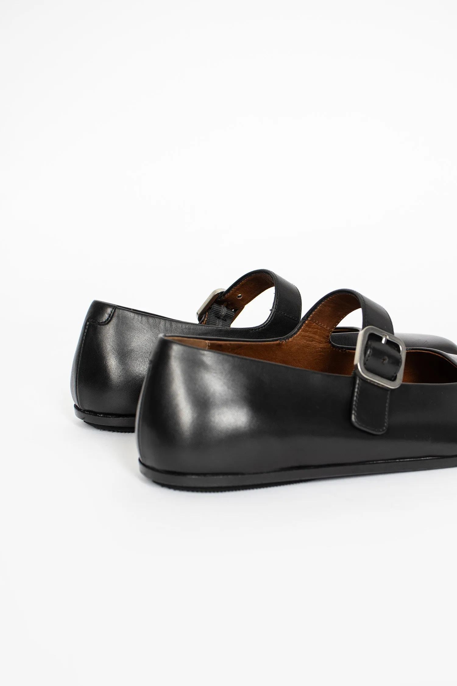 Appiedi Mary Jane Flat Black Hot Mood Sweat Resistant Indoor Fitness