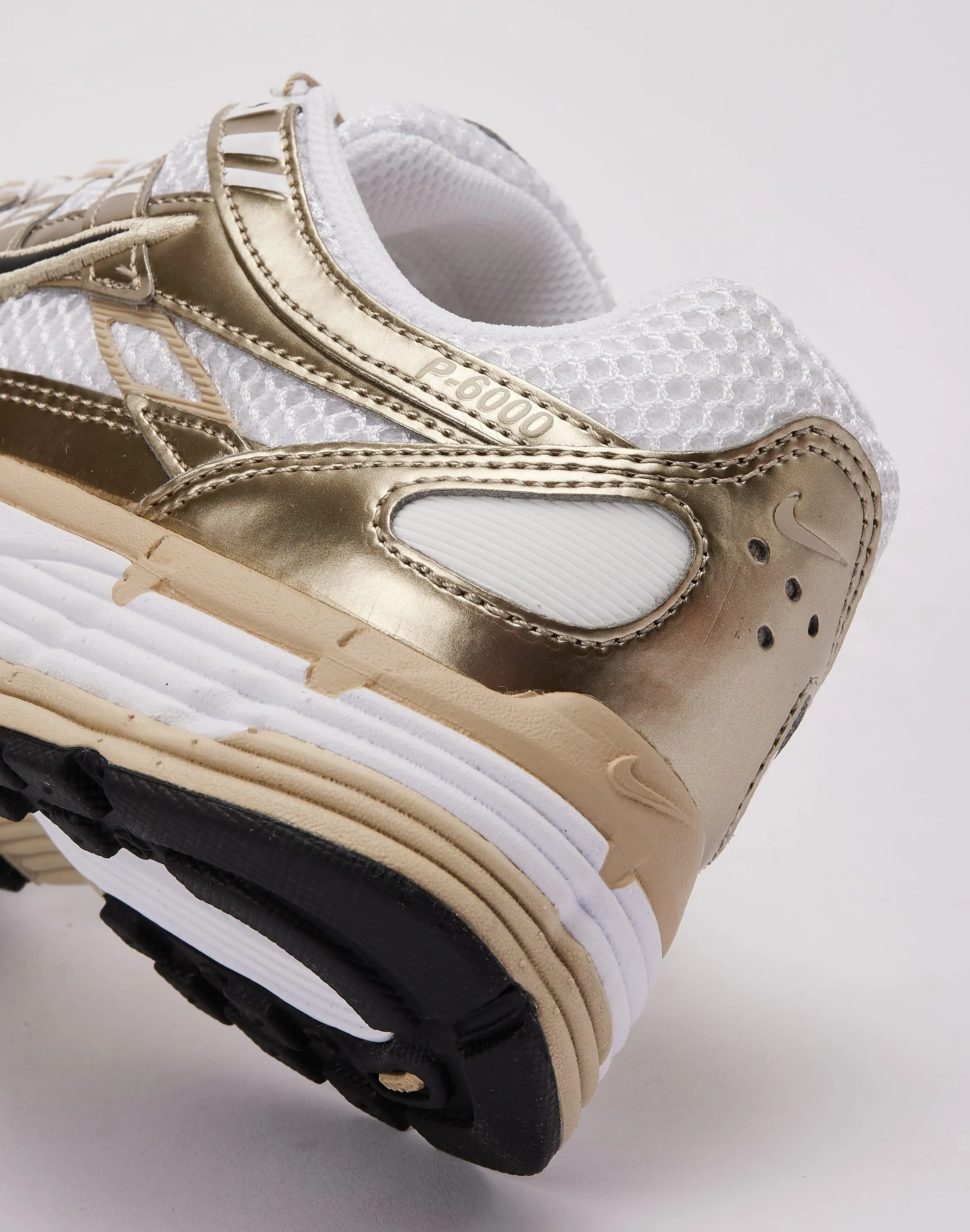 Nike P-6000 anatomical