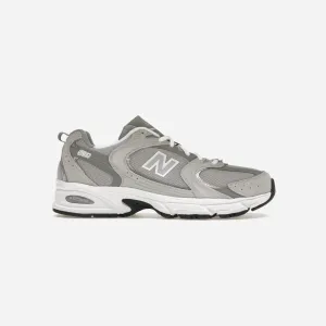 Comfortable Footbed moisture - wicking footwear New Balance 530 Raincloud