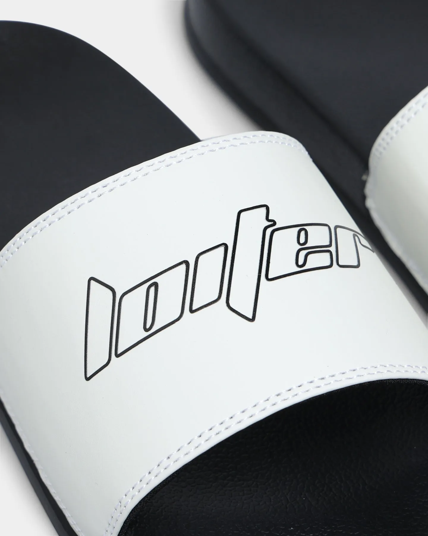 Night Glow Loiter UV Slide Black/Sky Blue