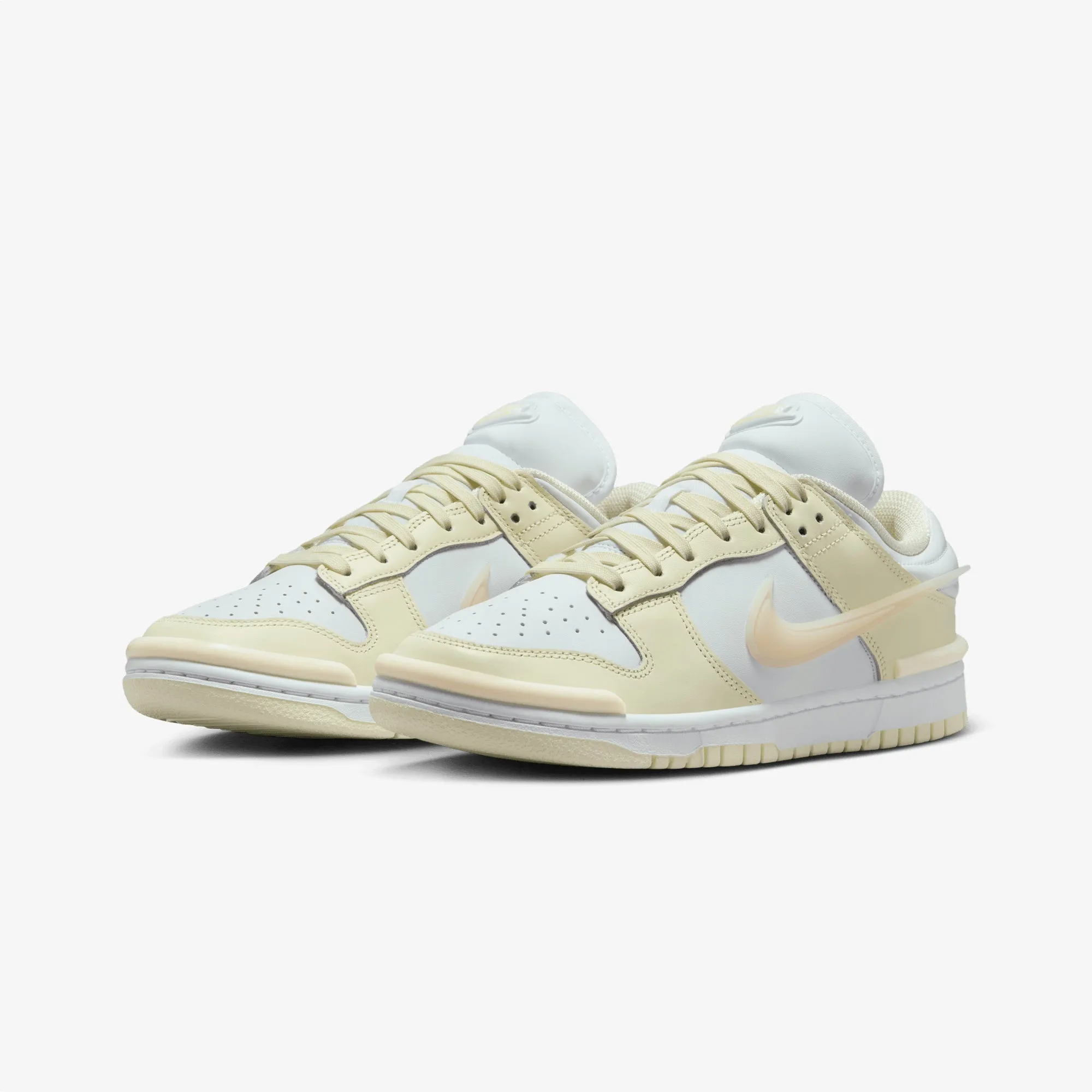Long distance Flexible Design Nike | DUNK LOW TWIST  { COCONUT MILK/GUAVA ICE-WHITE