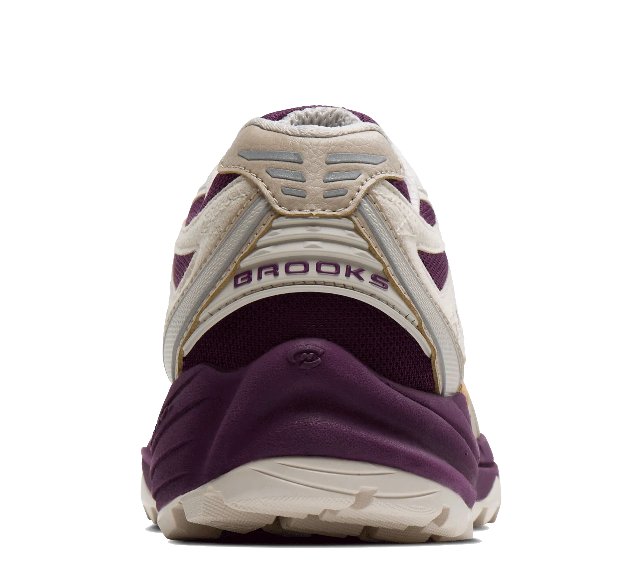 Hiking Action Fast Brooks Cascadia 1