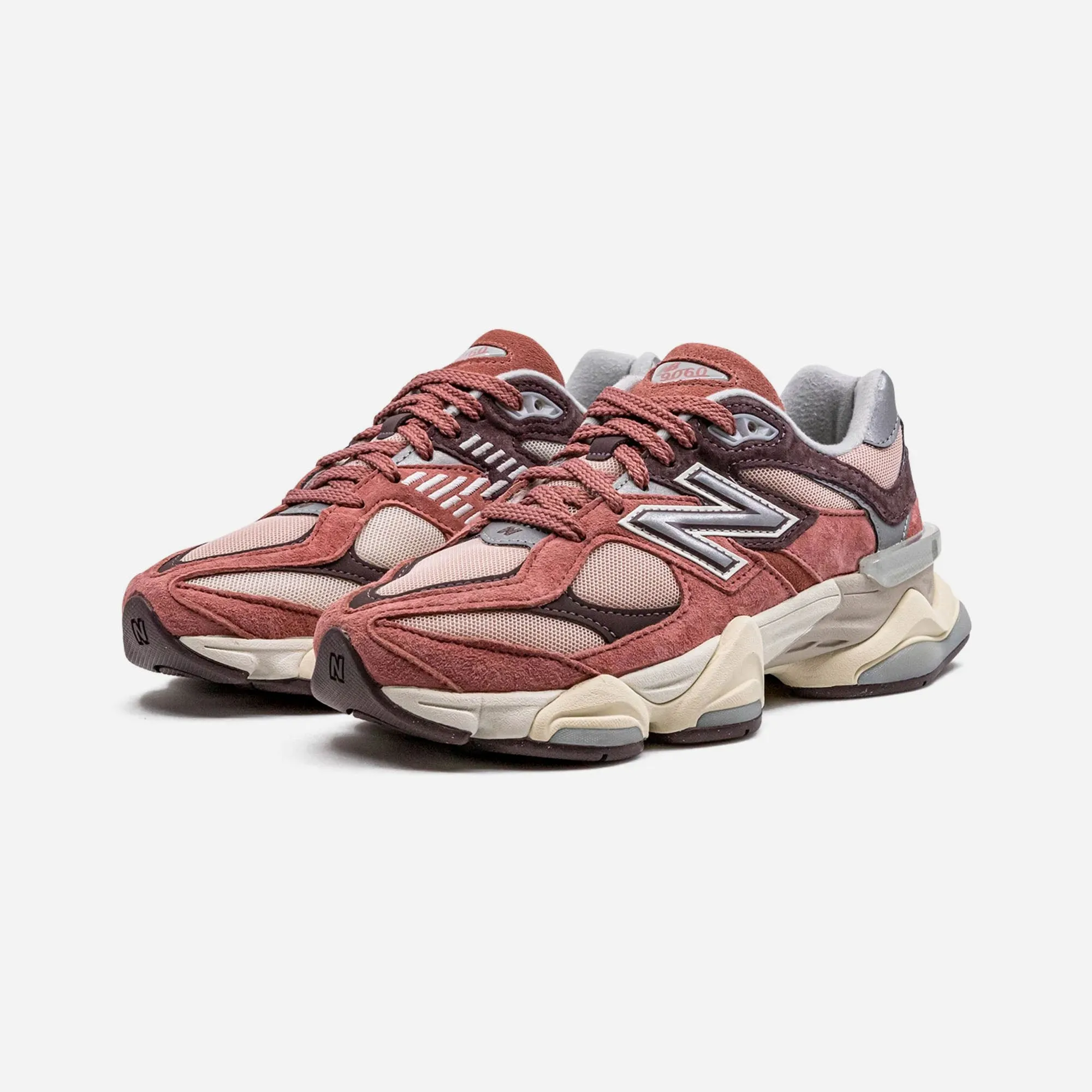 high - performance all - terrain shoes New Balance 9060 Cherry Blossom Pack Mineral Red