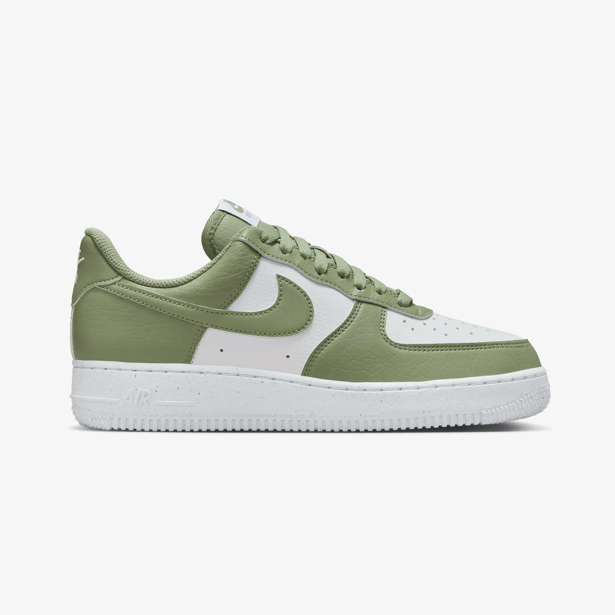 NIKE | AIR FORCE 1 '07 NEXT NATURE { WHITE/OIL GREEN-WHITE Flex Zones Engineering