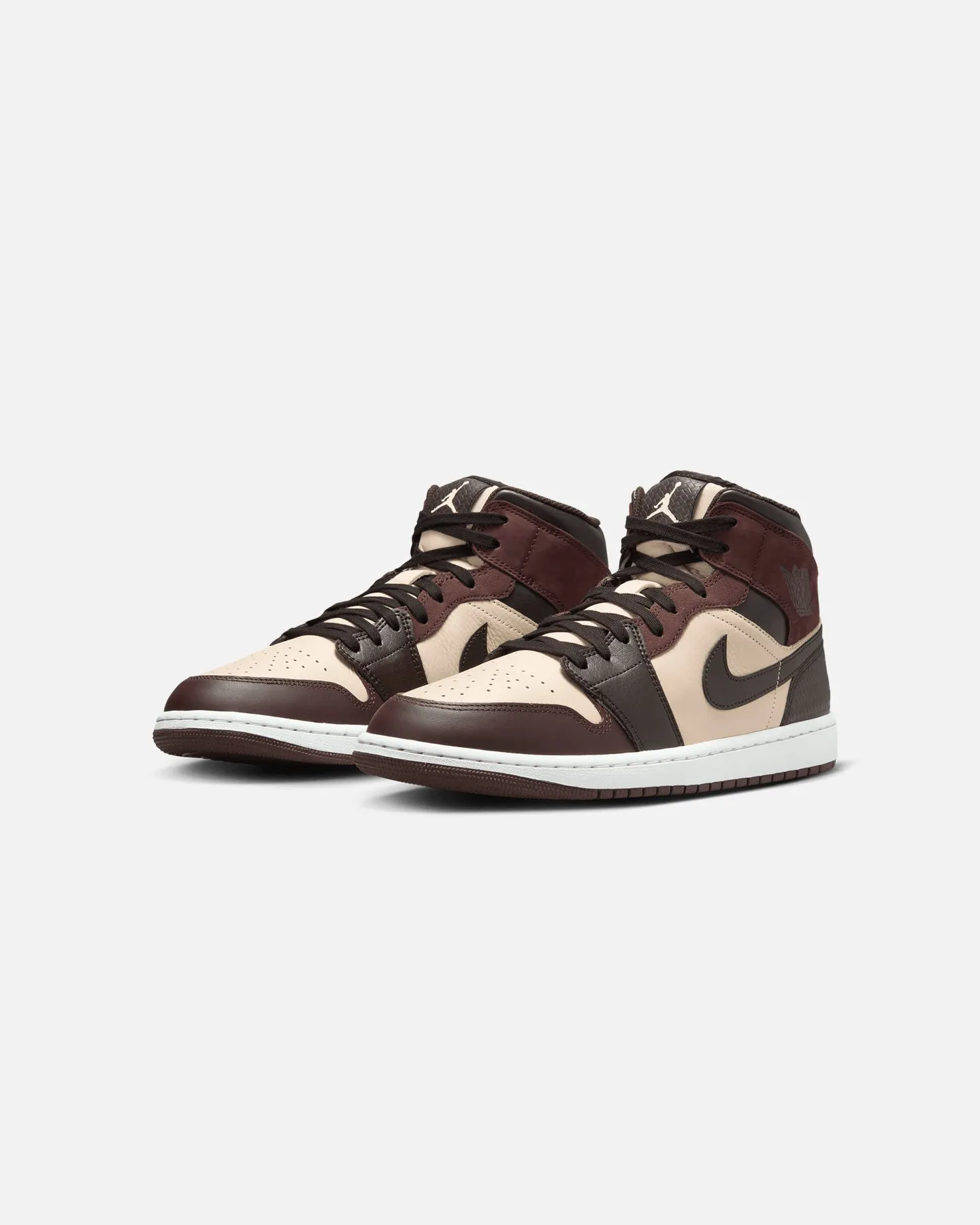 Harbor Mood Storm Guard Jordan Air Jordan 1 Mid SE "Paris YMCA" Brown