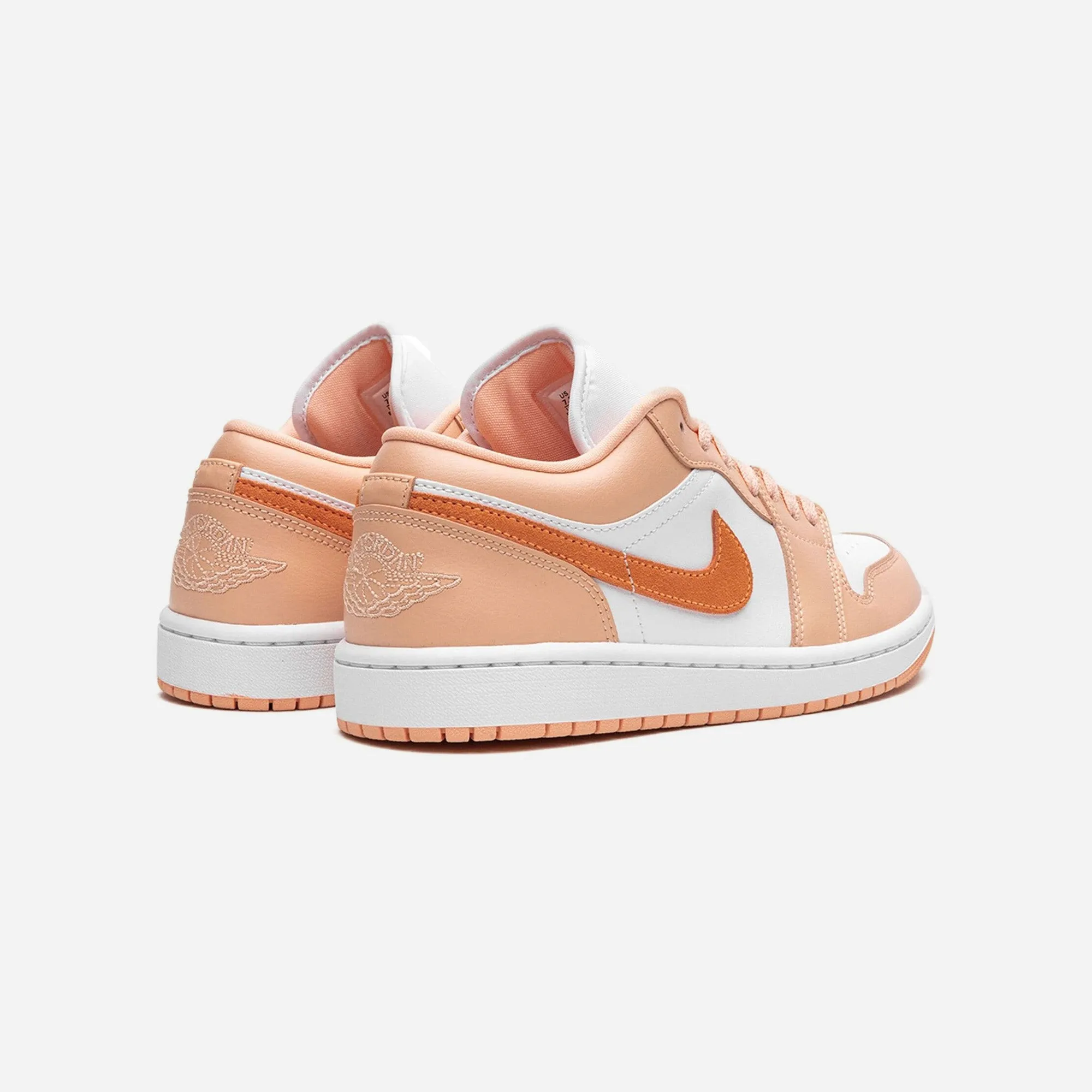 Nike Air Jordan 1 Low Sunset Haze WMNS Go Fast Slim wear