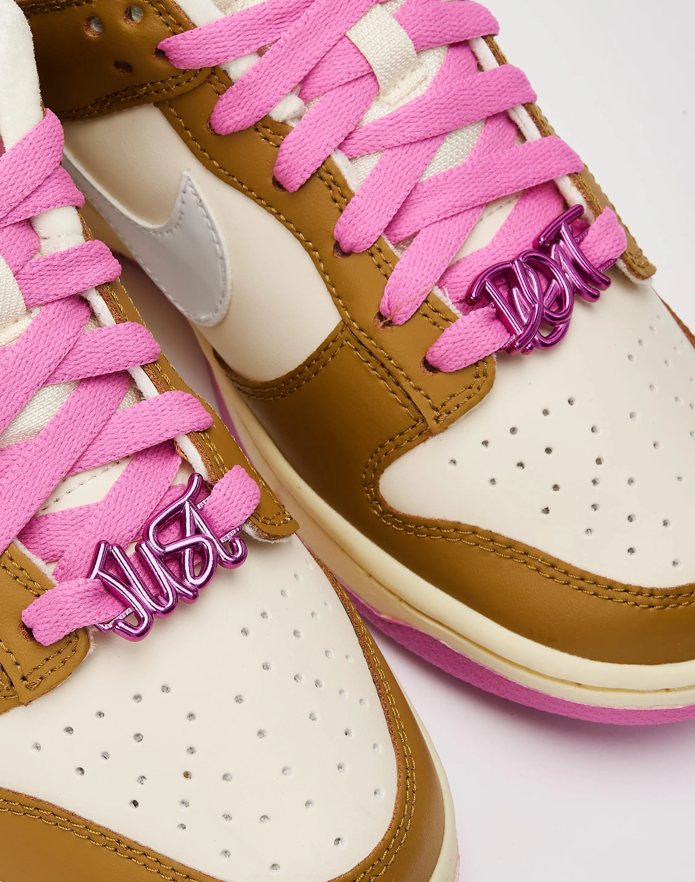 Multi Layer Upper Weave Nike Dunk Low SE