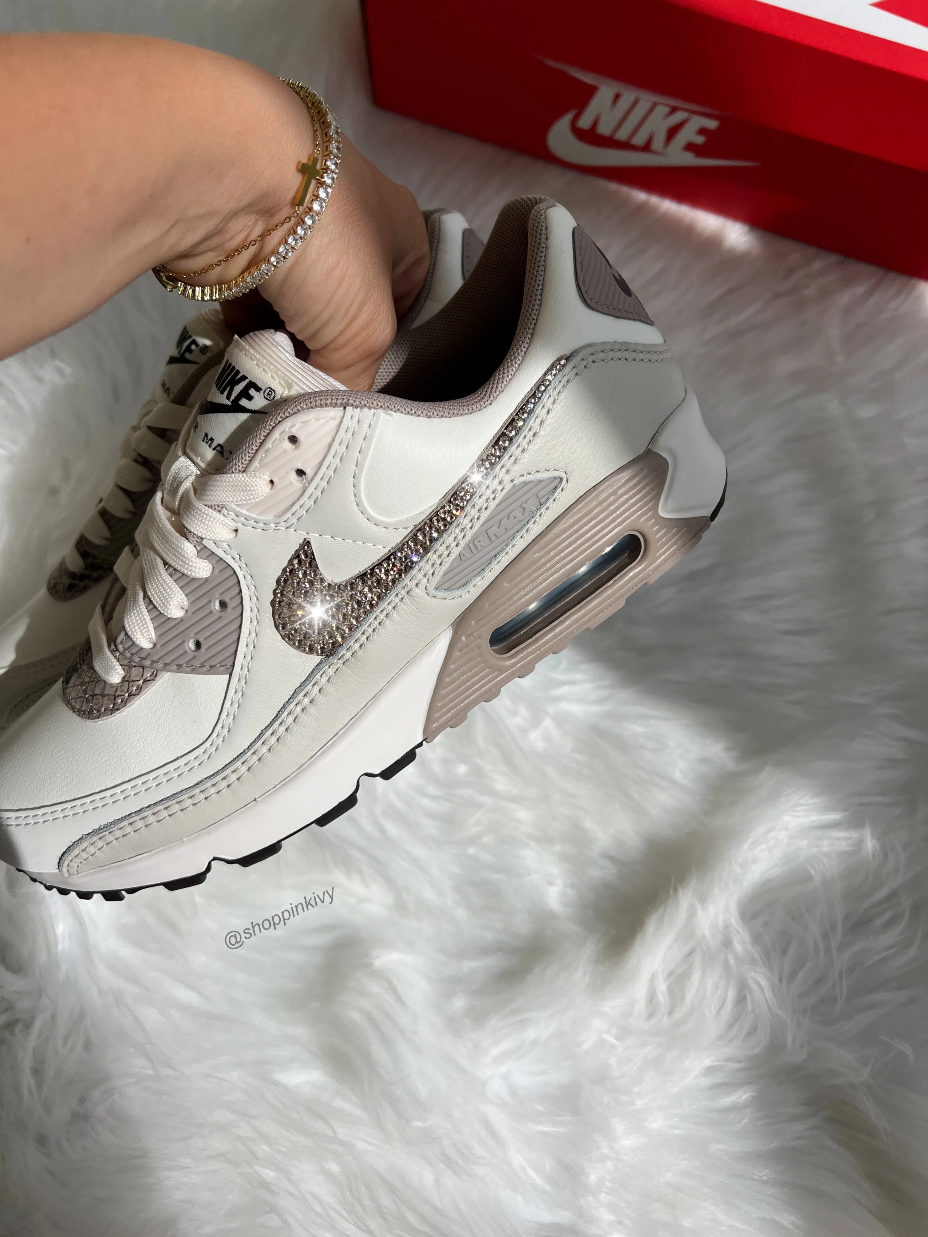 Minimal Build Light Steps Neutral Animal Print Swarovski Womens Nike Air Max 90