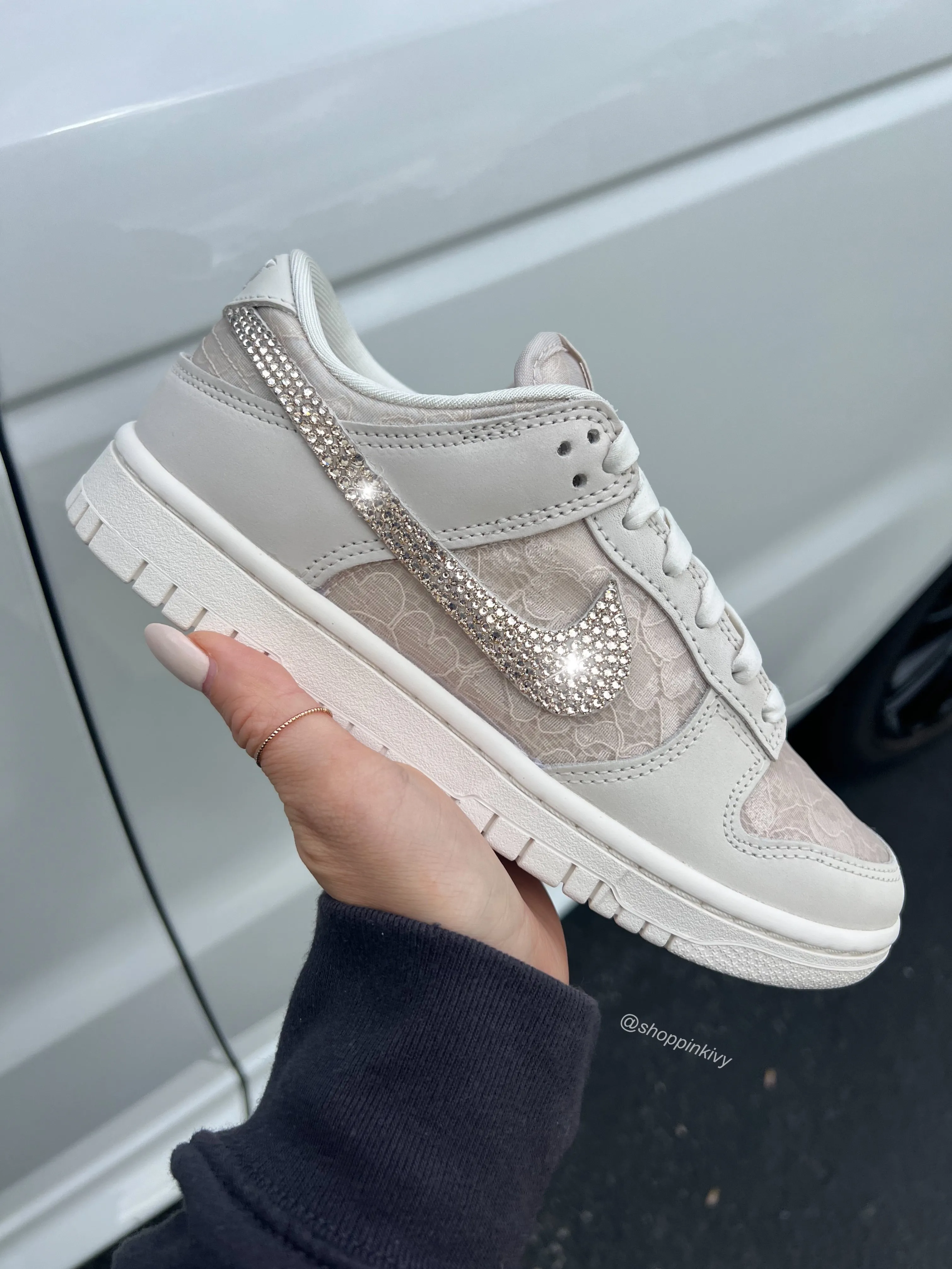 No Tie Style Neutral Lace Special Edition Swarovski Womens Nike Dunk Shoes