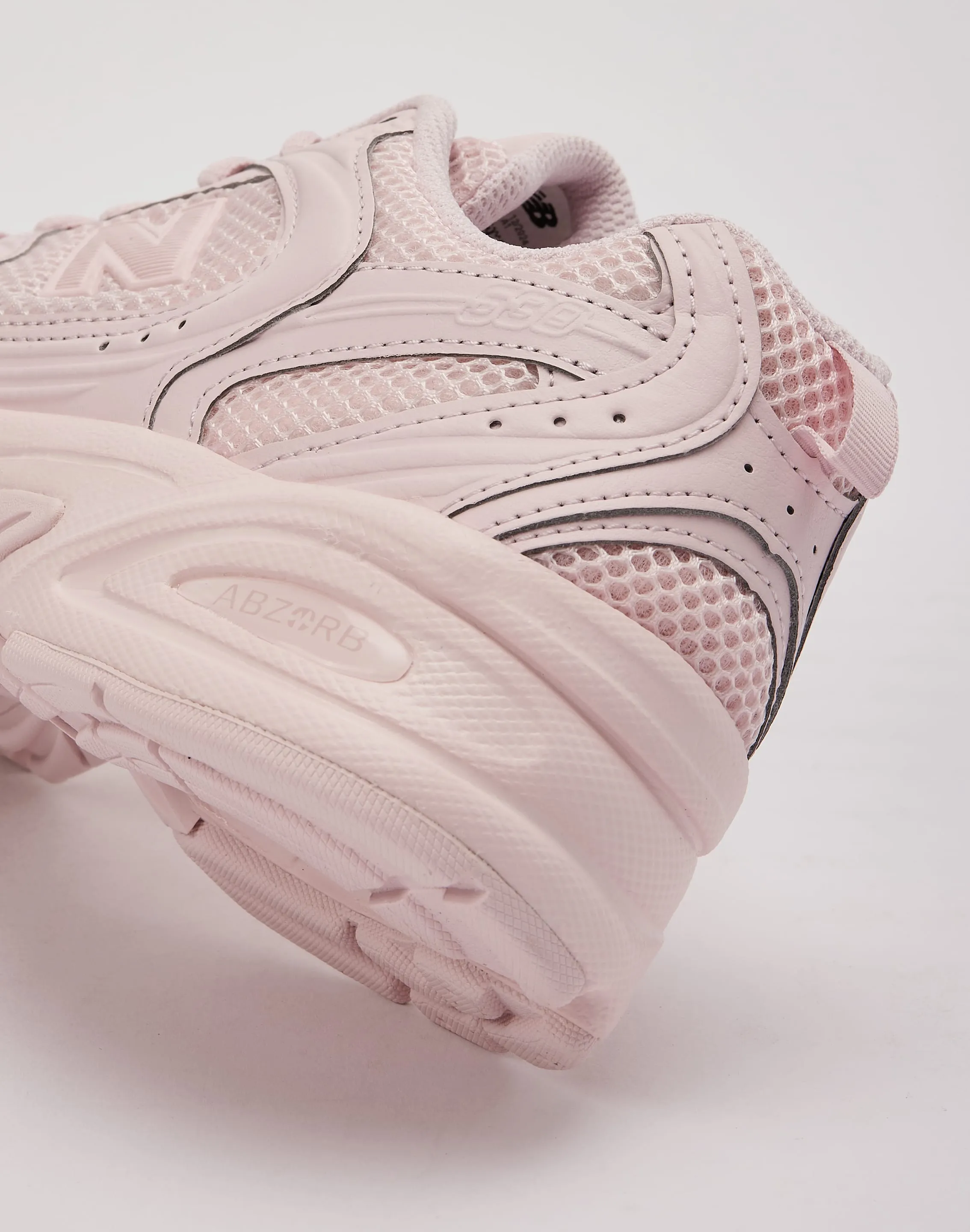 New Balance 530 track runner's shoe chance sports shoes