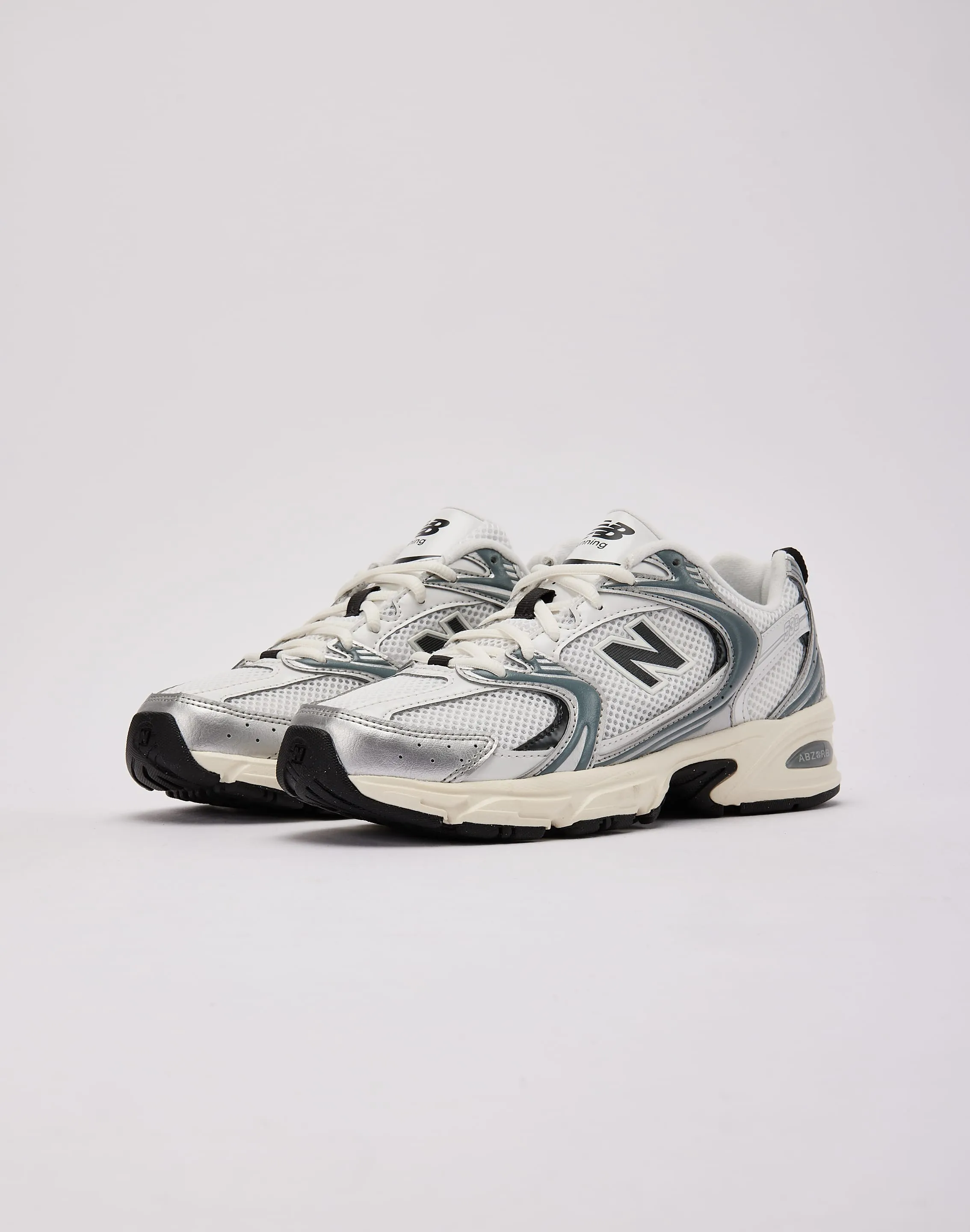 New Balance 530 Heel Zone odor - resistant treatment shoes