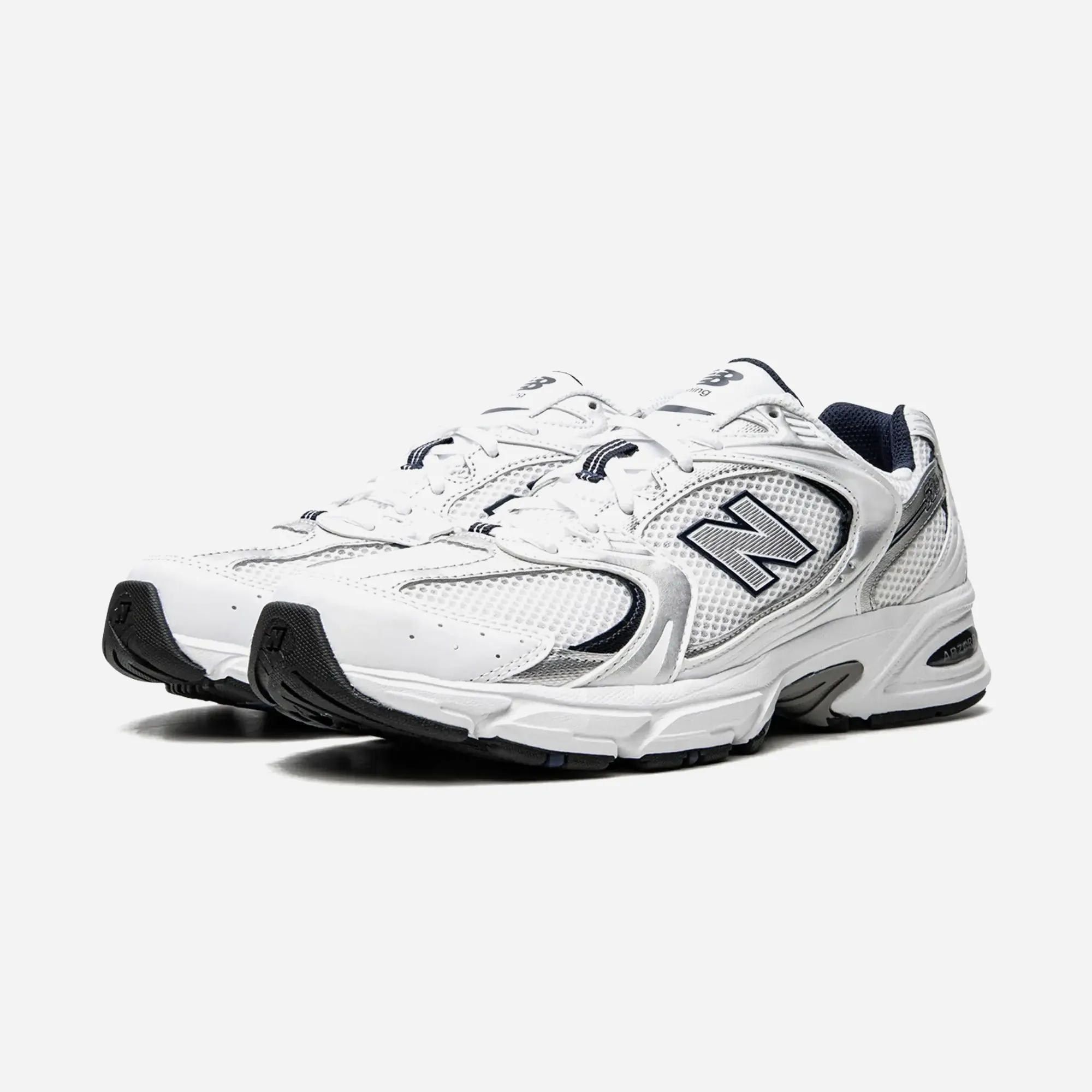 angular outsole running shoes for fitness New Balance 530 White Silver Navy