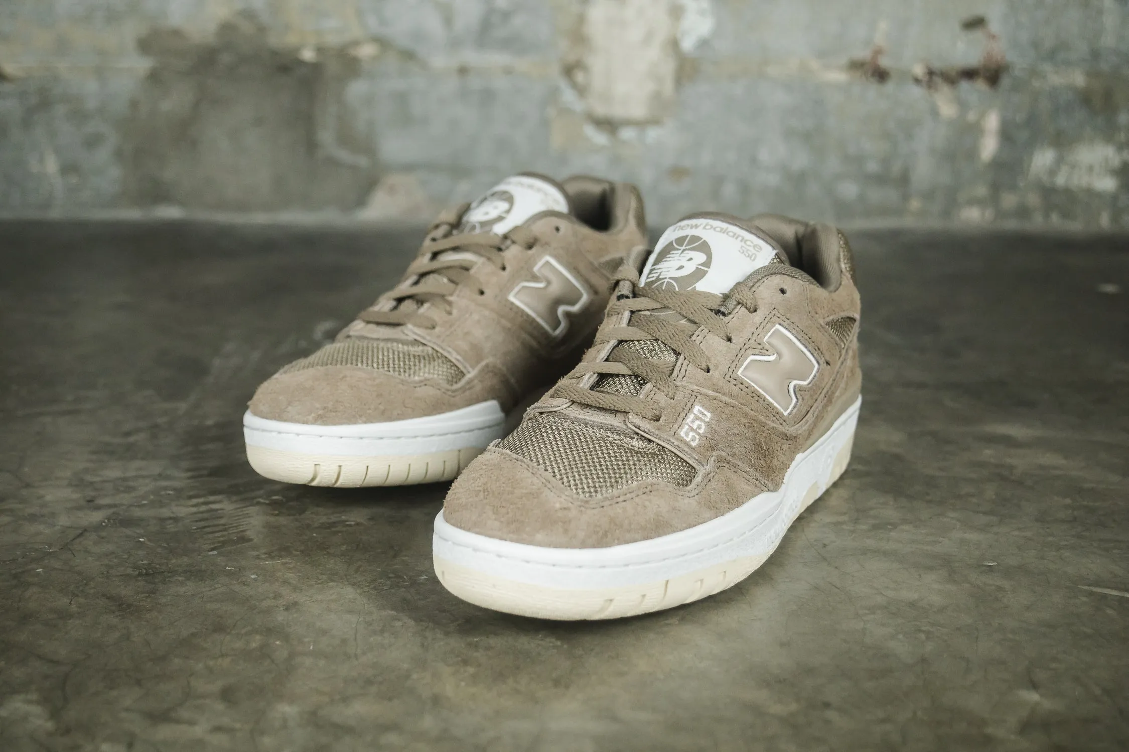 New Balance 550 Mushroom advanced runner shoes Smart